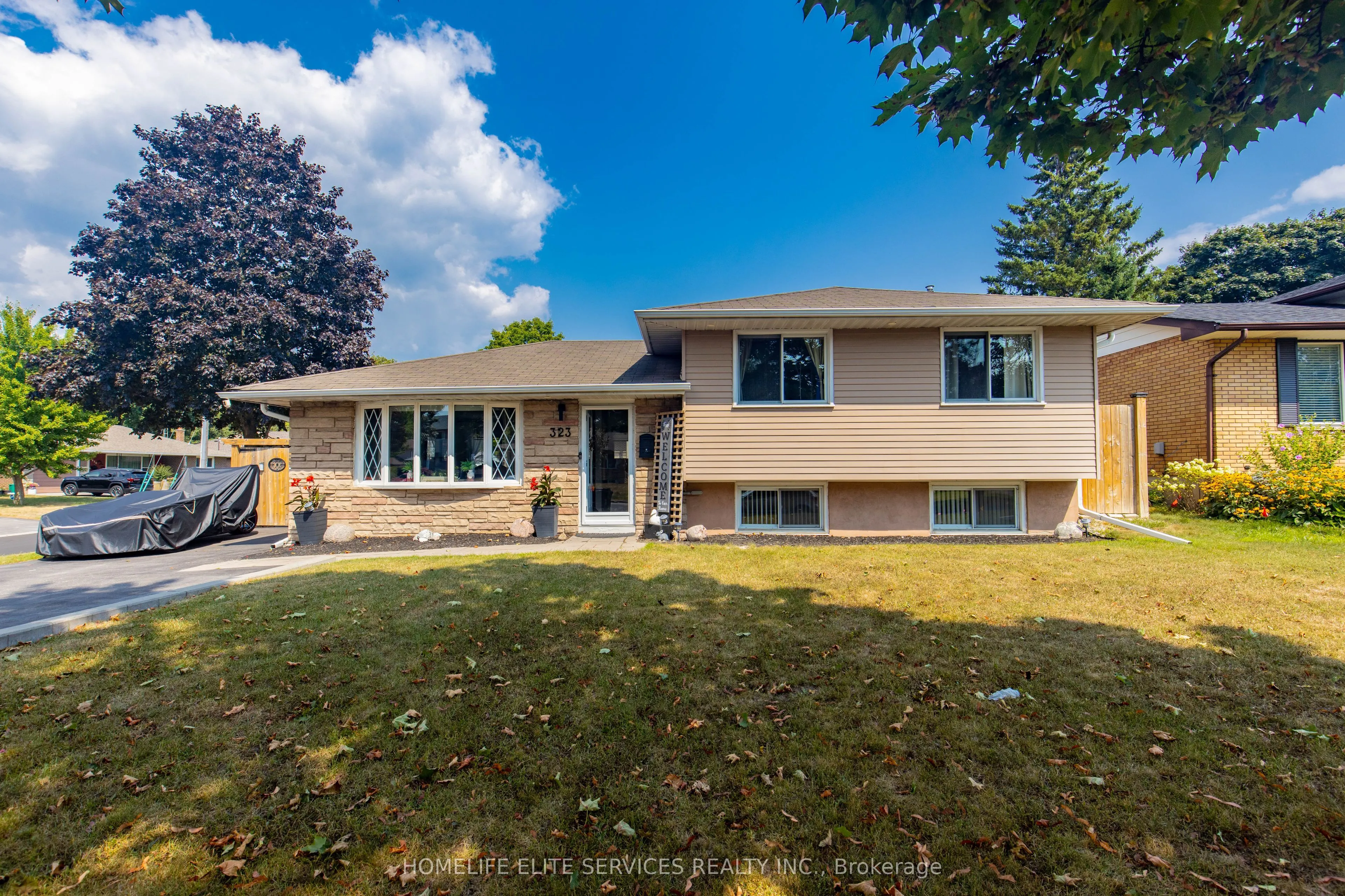 323 Central Pk Boulevard N