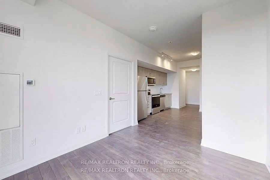 10 Meadowglen Place, #703