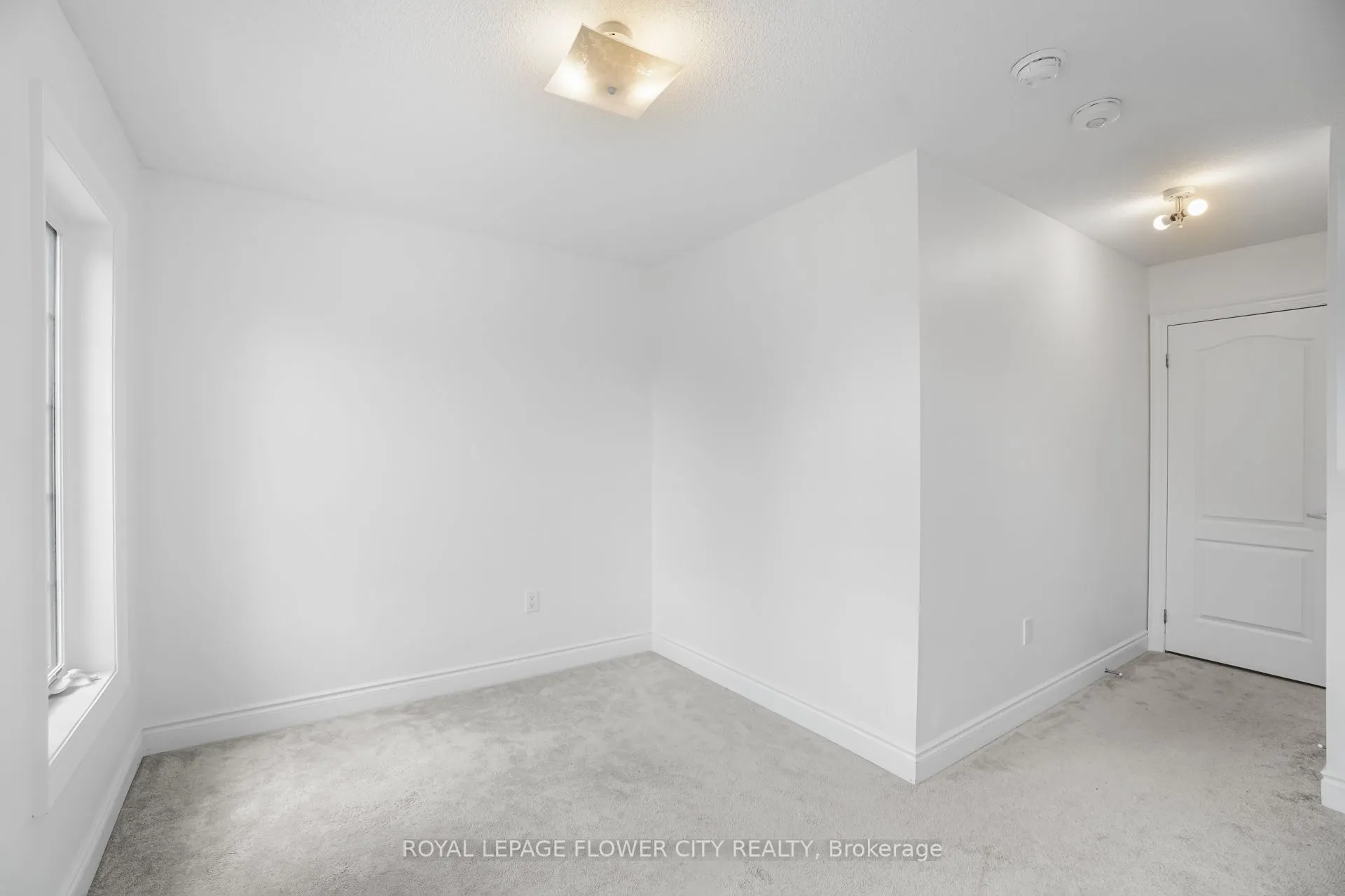 947 Finley Avenue