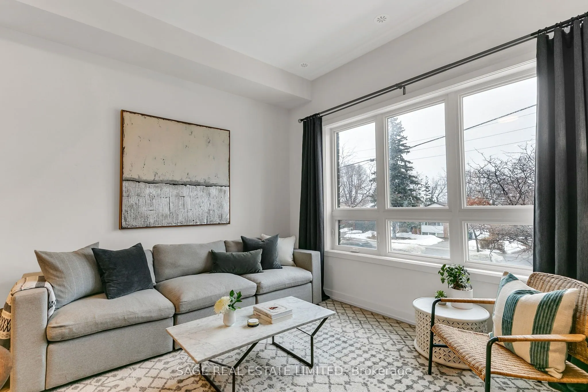 3686 St Clair Avenue E, #103
