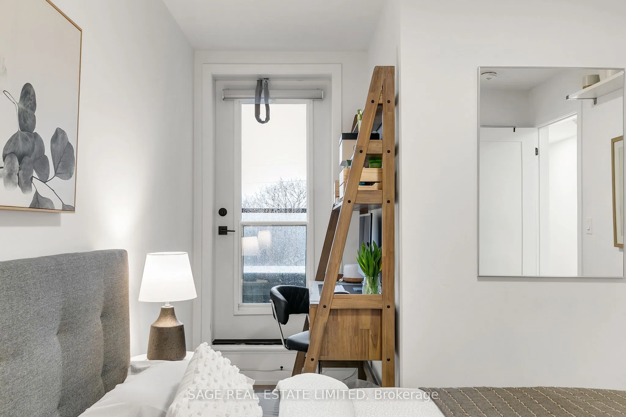 3686 St Clair Avenue E, #103