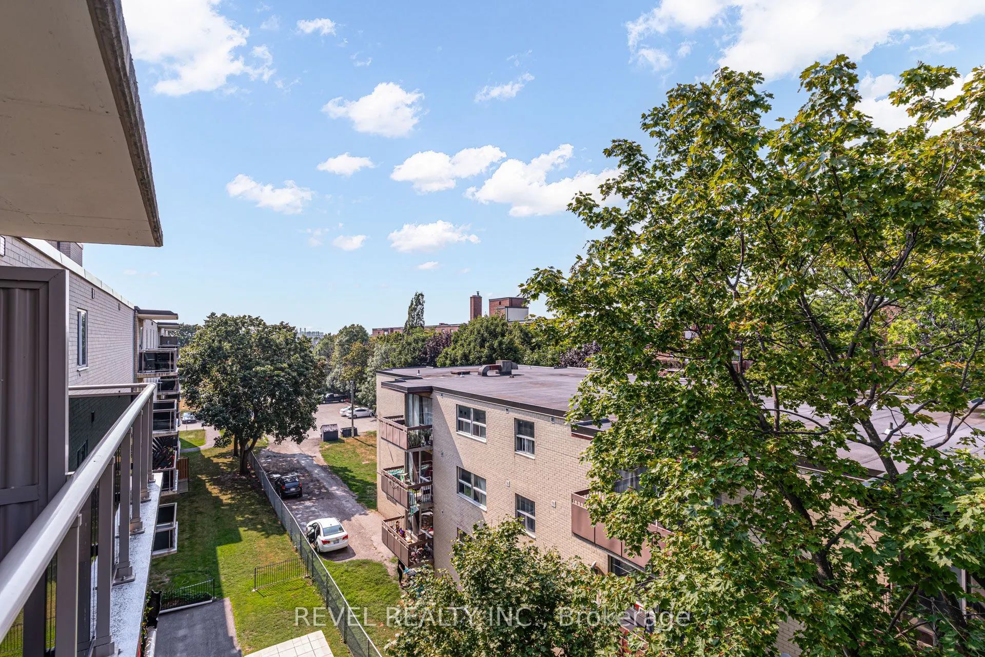 936 Glen Street, #512