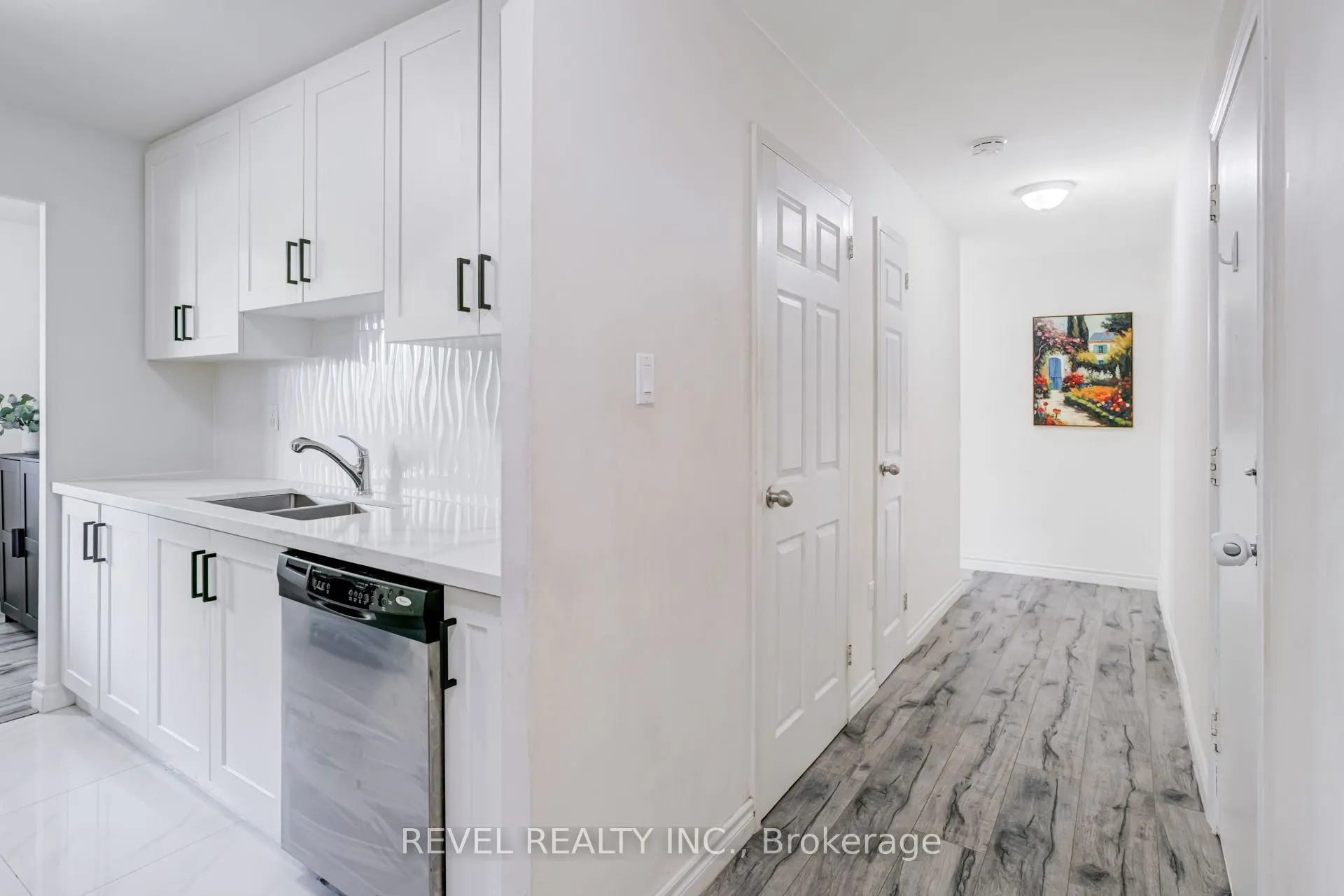 936 Glen Street, #512