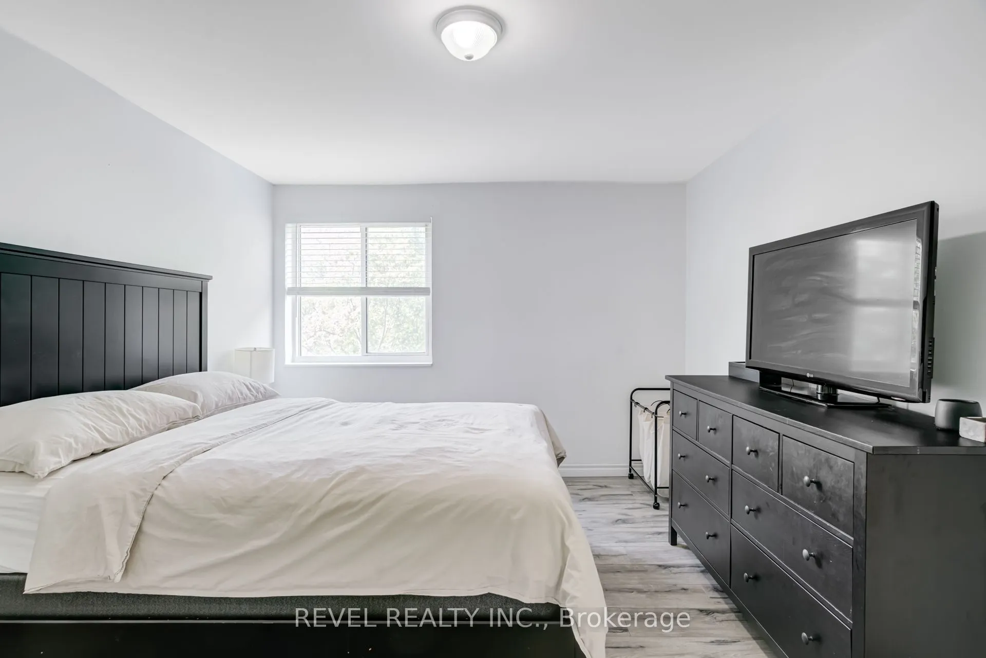 936 Glen Street, #512
