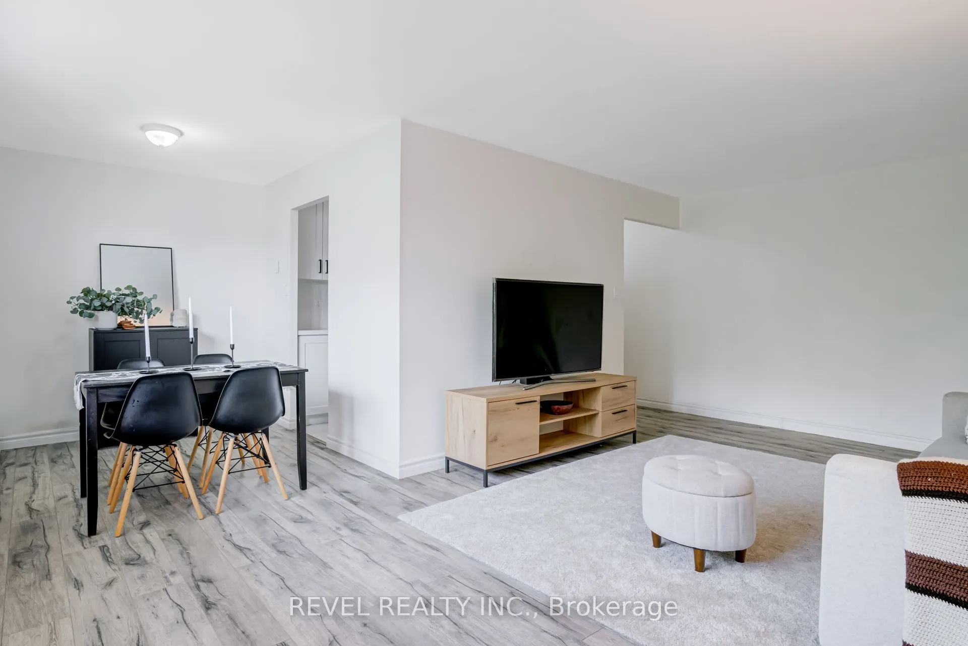 936 Glen Street, #512