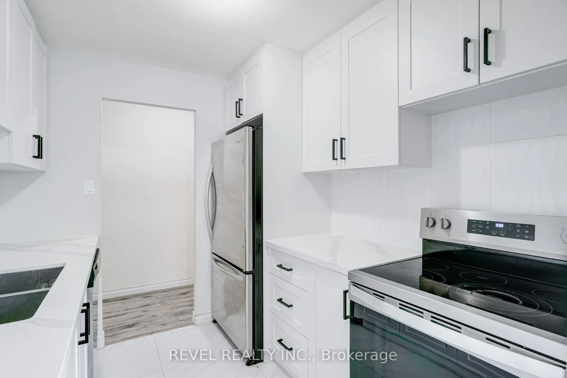 936 Glen Street, #512