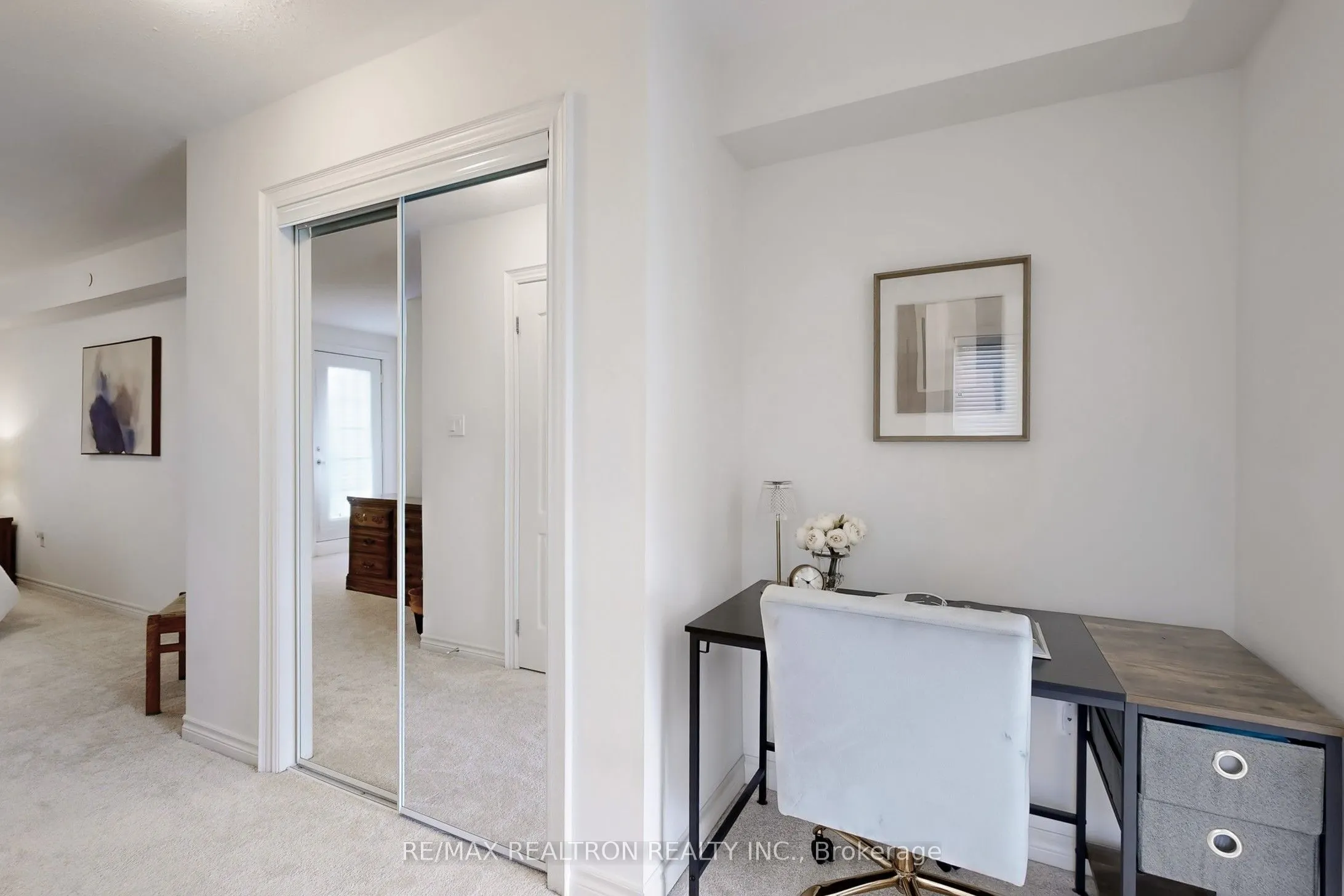 2472 Rosedrop Path, #215
