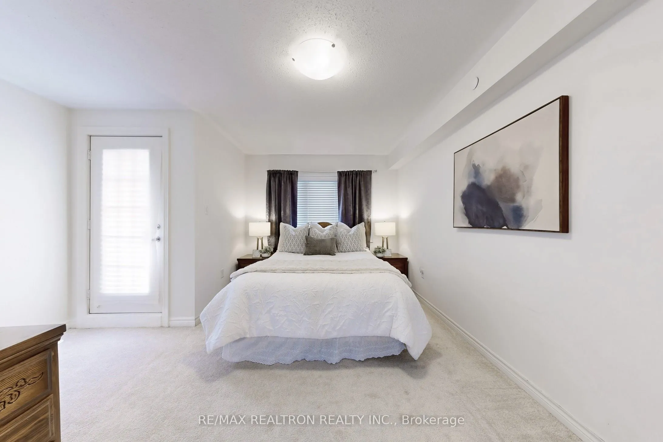 2472 Rosedrop Path, #215