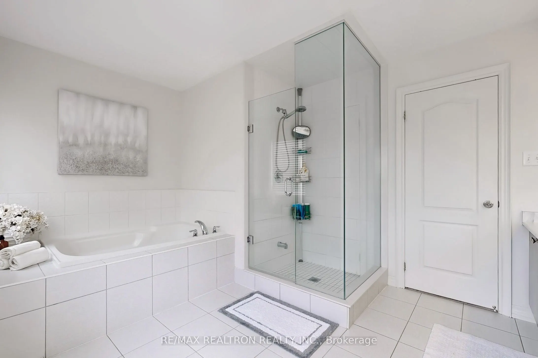 2472 Rosedrop Path, #215