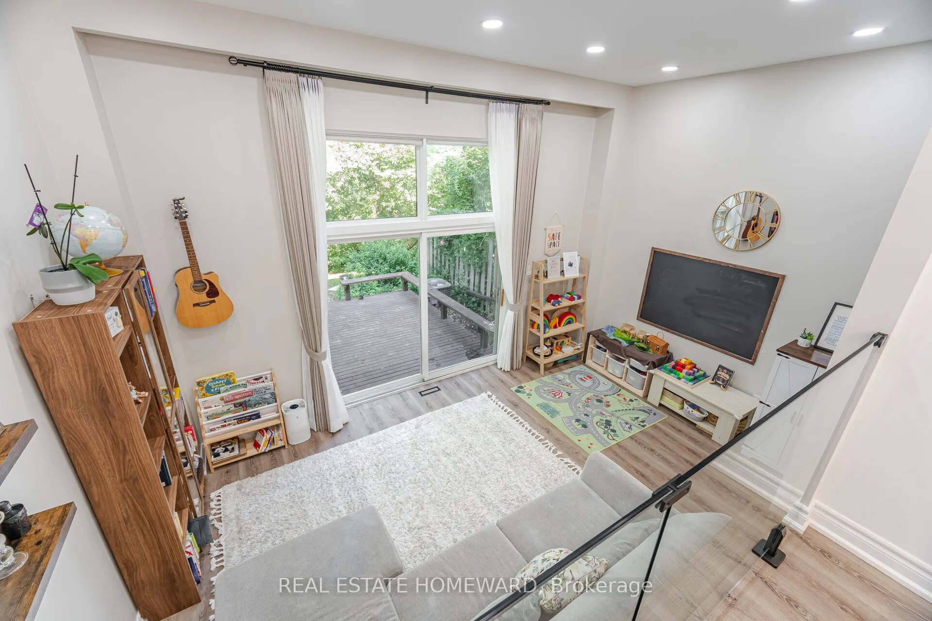 229 Jeffery Street, #28