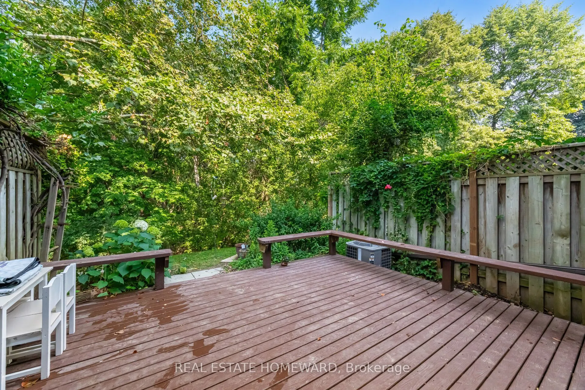 229 Jeffery Street, #28
