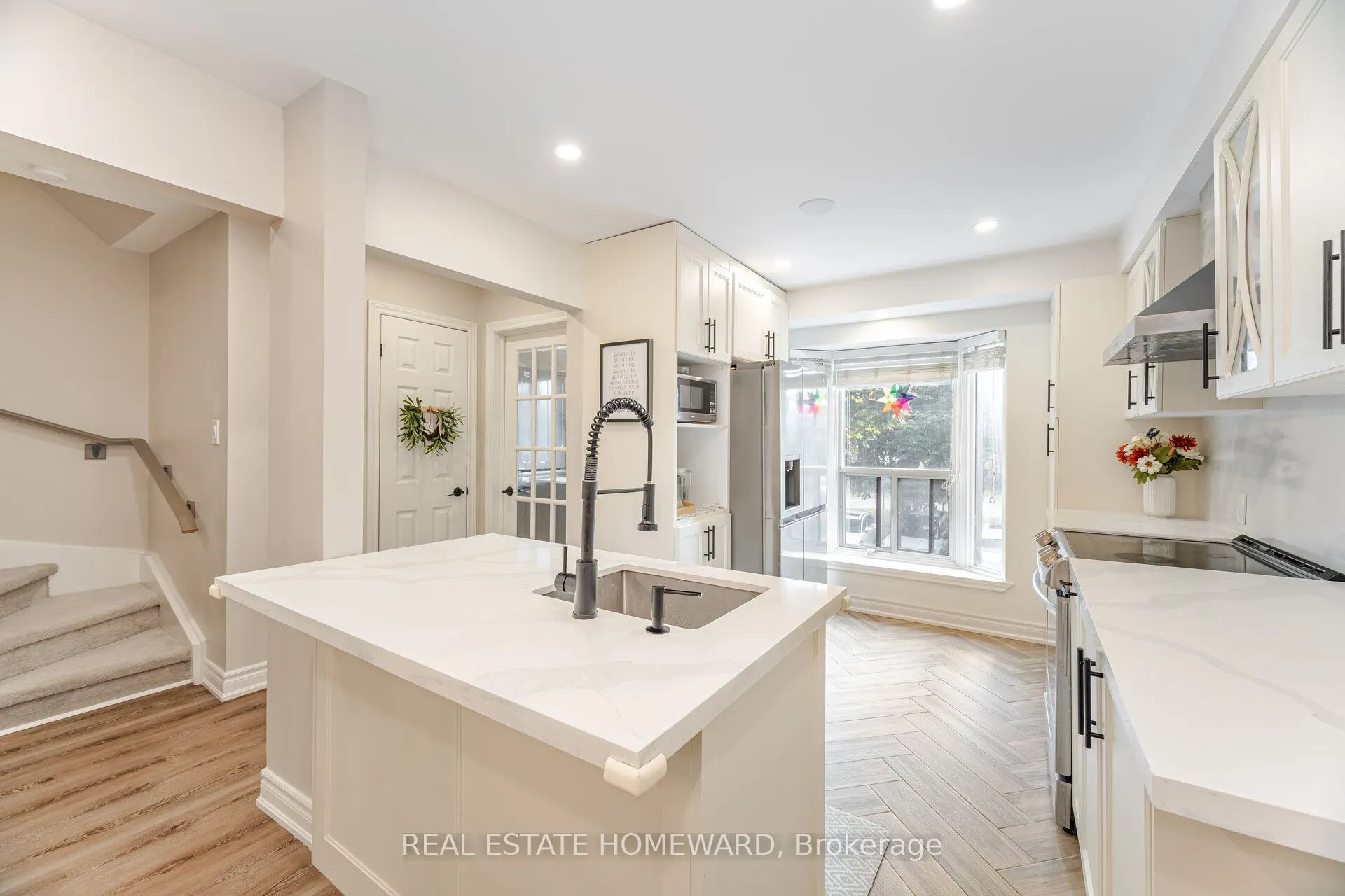 229 Jeffery Street, #28