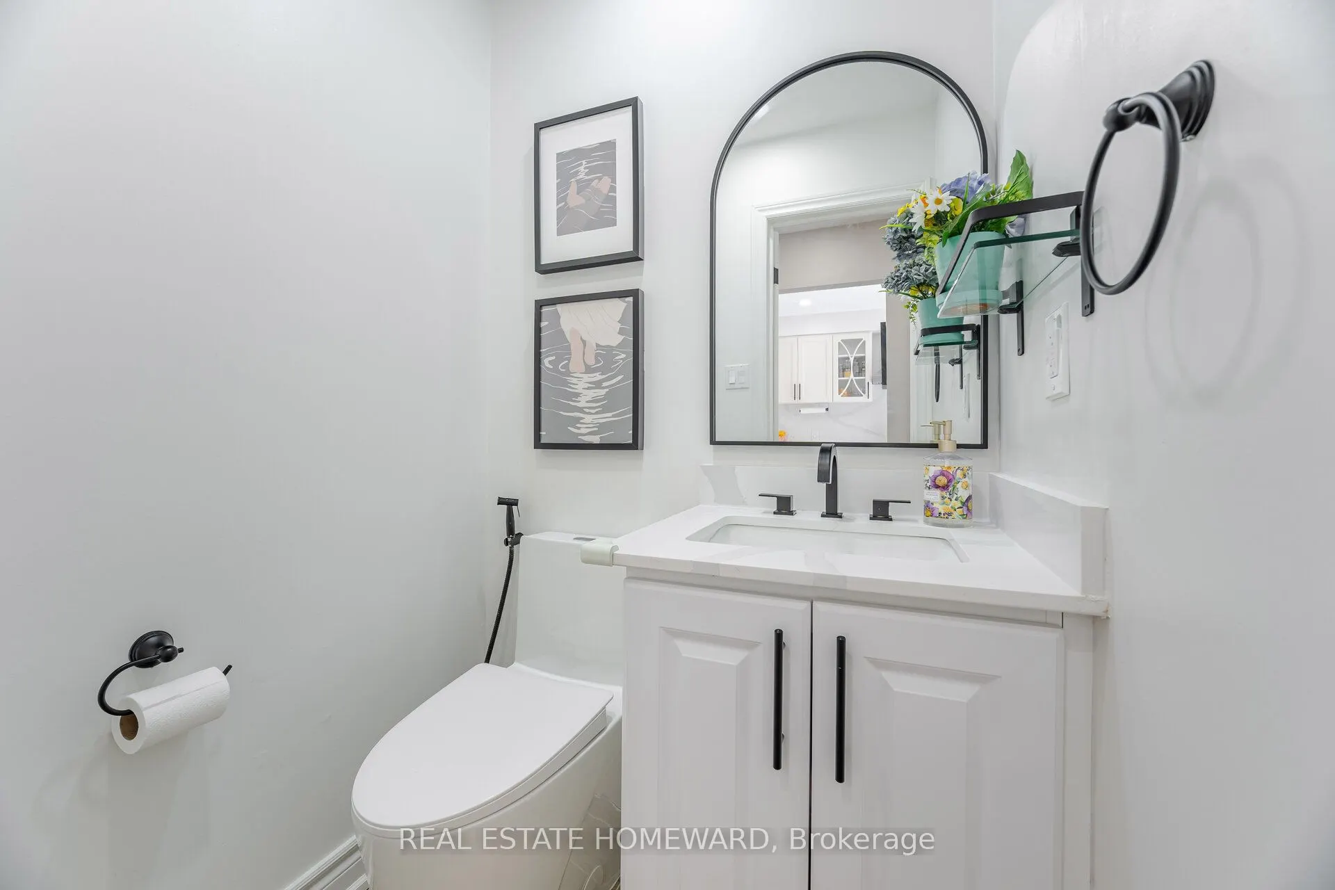 229 Jeffery Street, #28