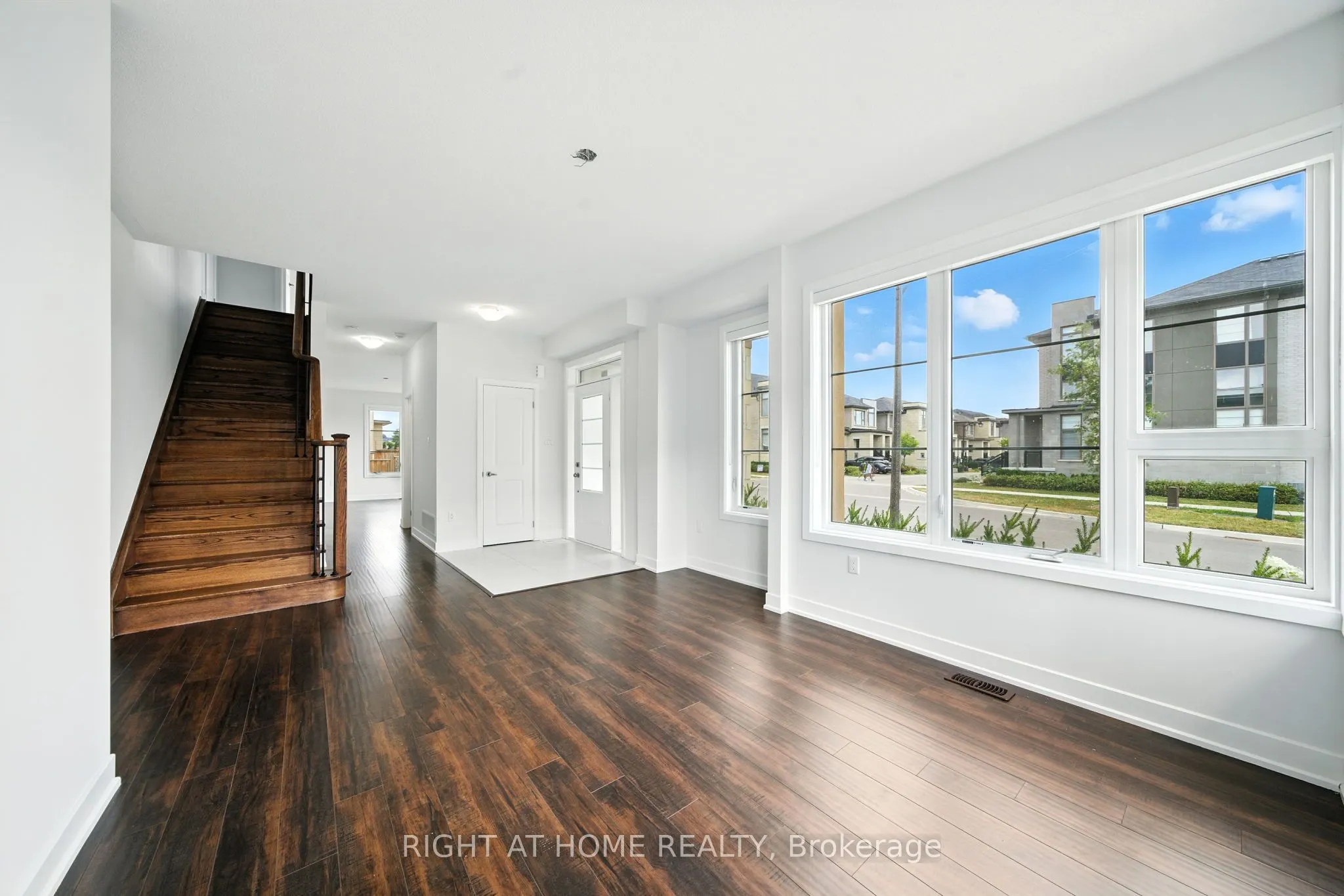 108 Vanier Street