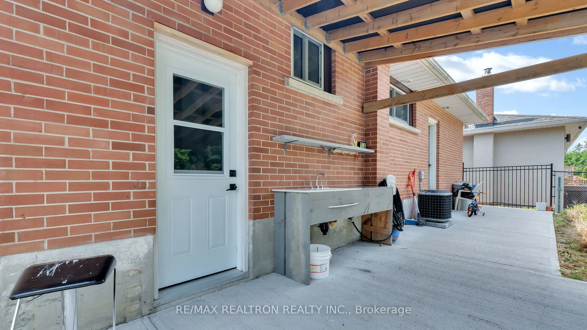 1282 Winter Avenue, #Bsmt