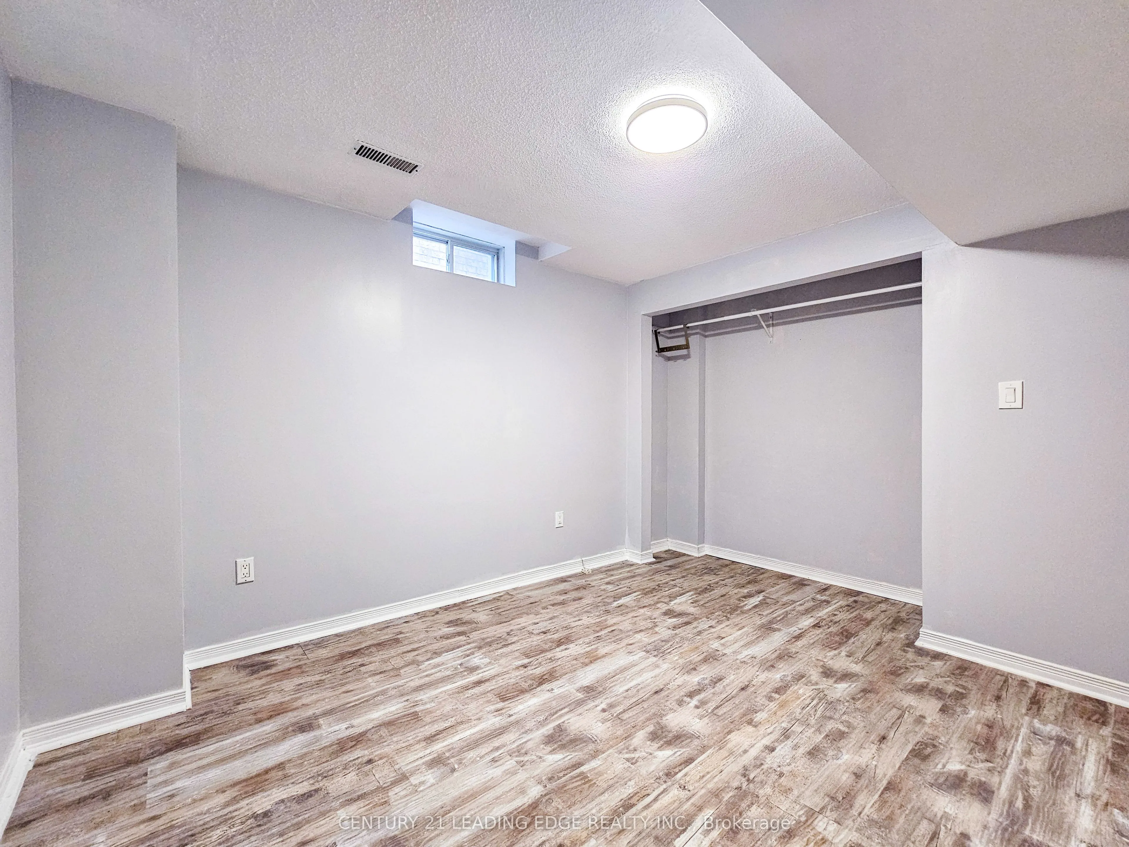 9 Portage Trail