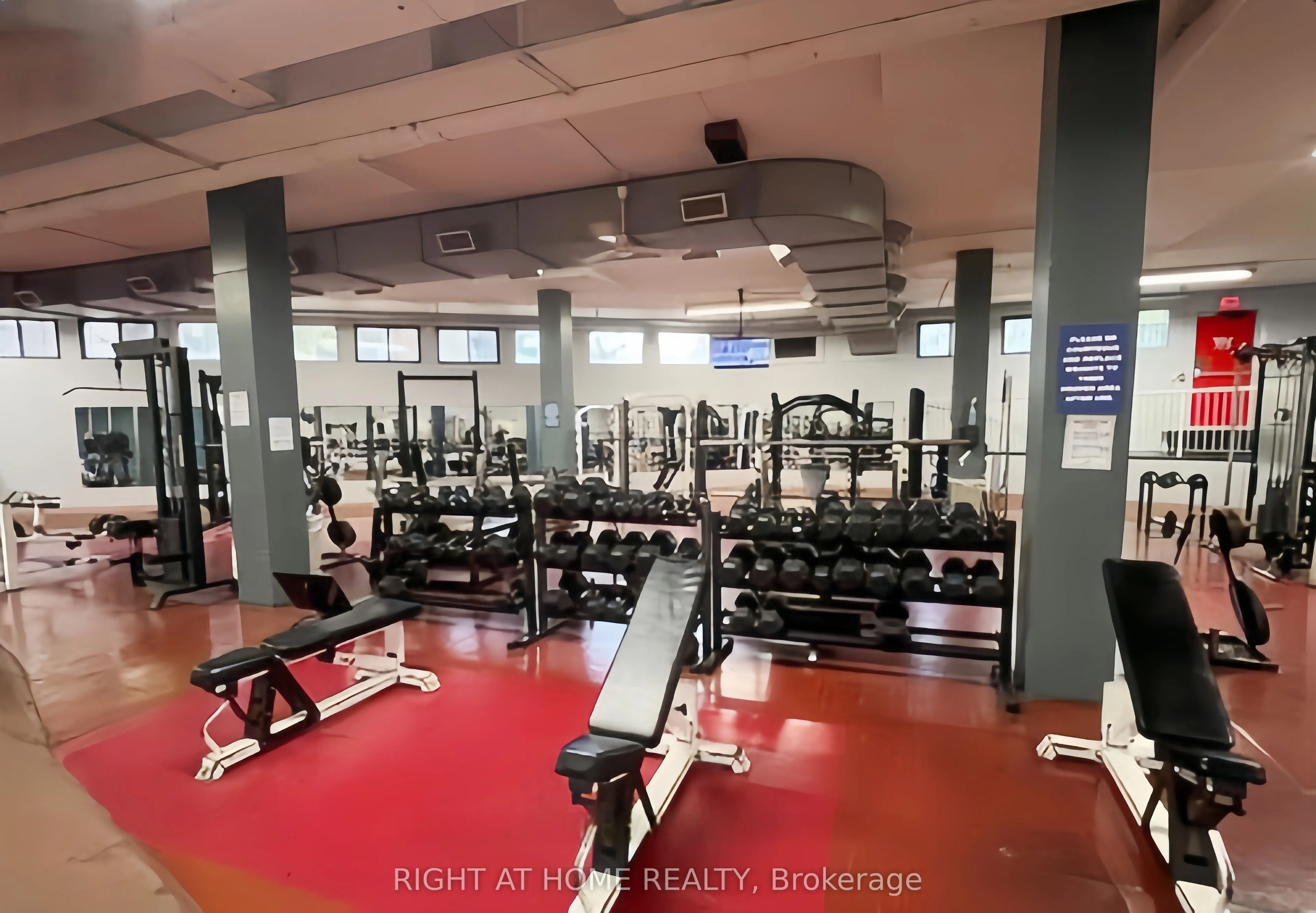 1 Massey Square, #1611