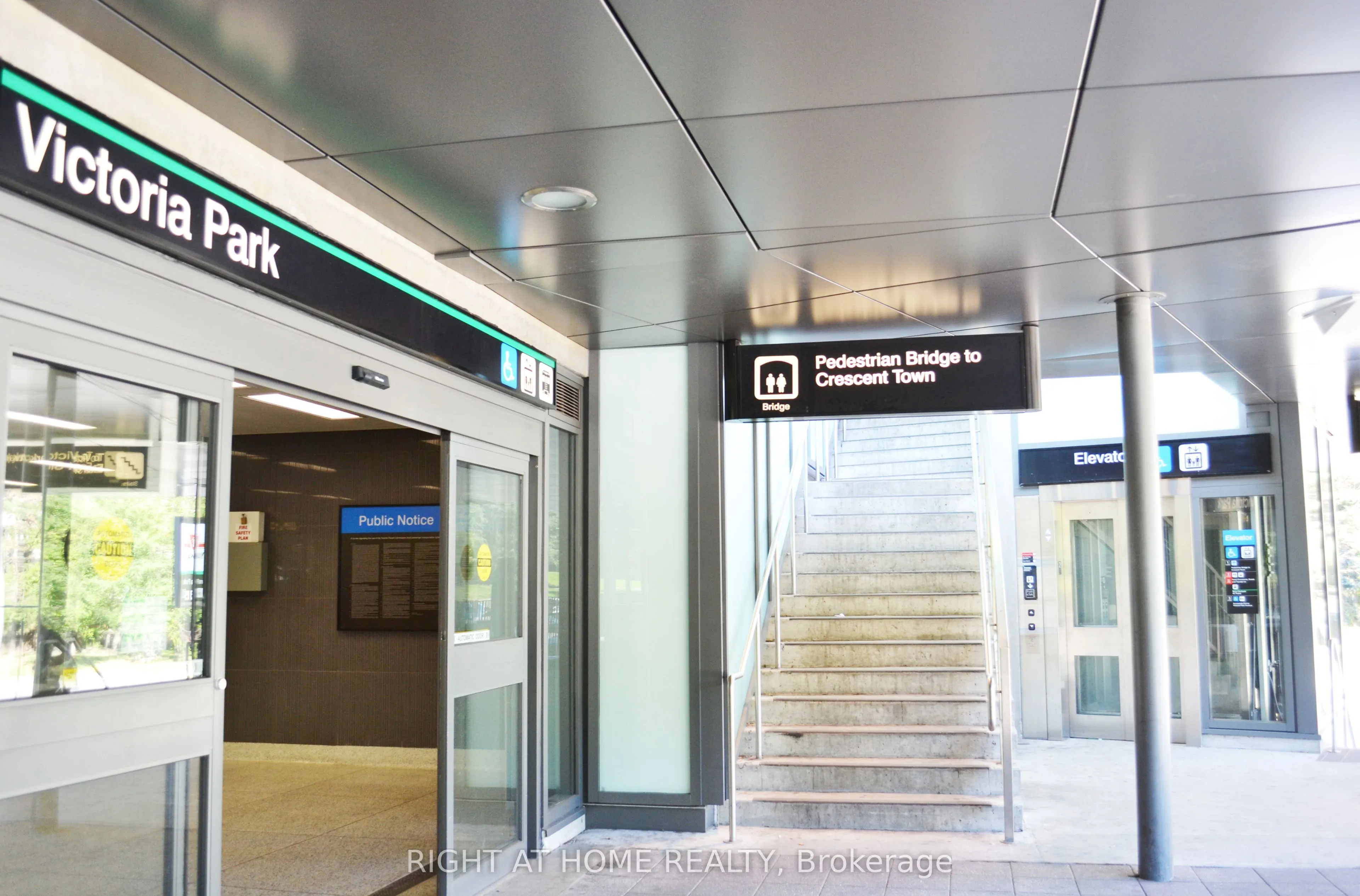 1 Massey Square, #1611