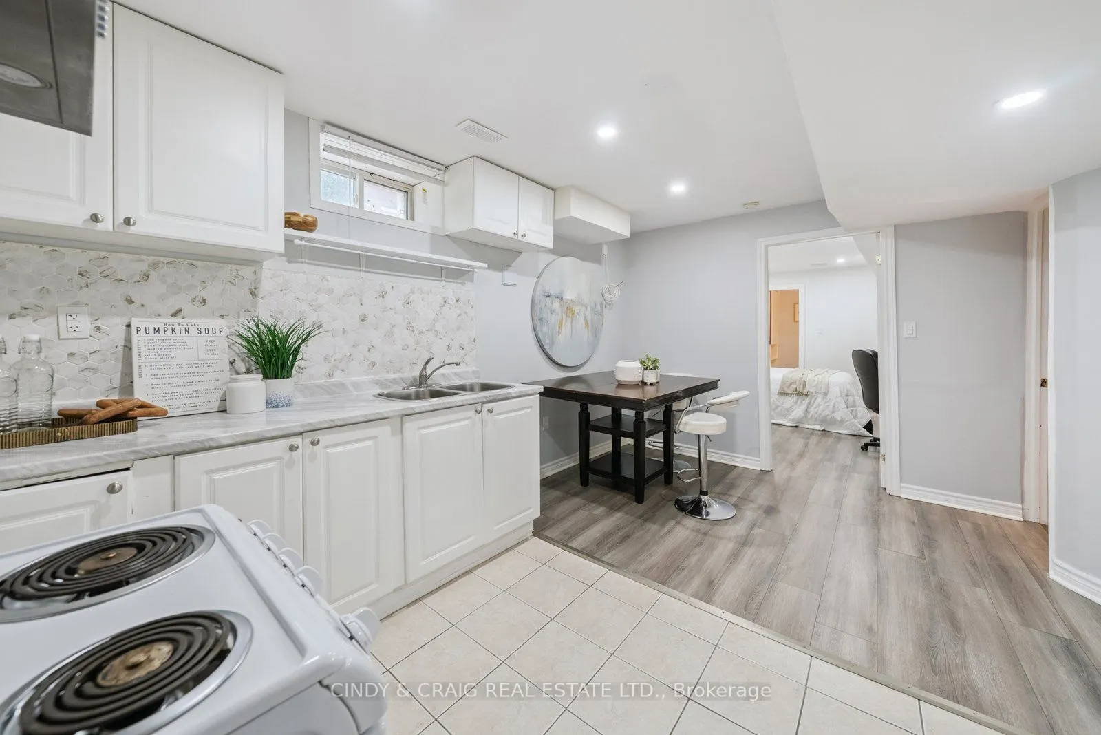 2504 Prestonvale Road
