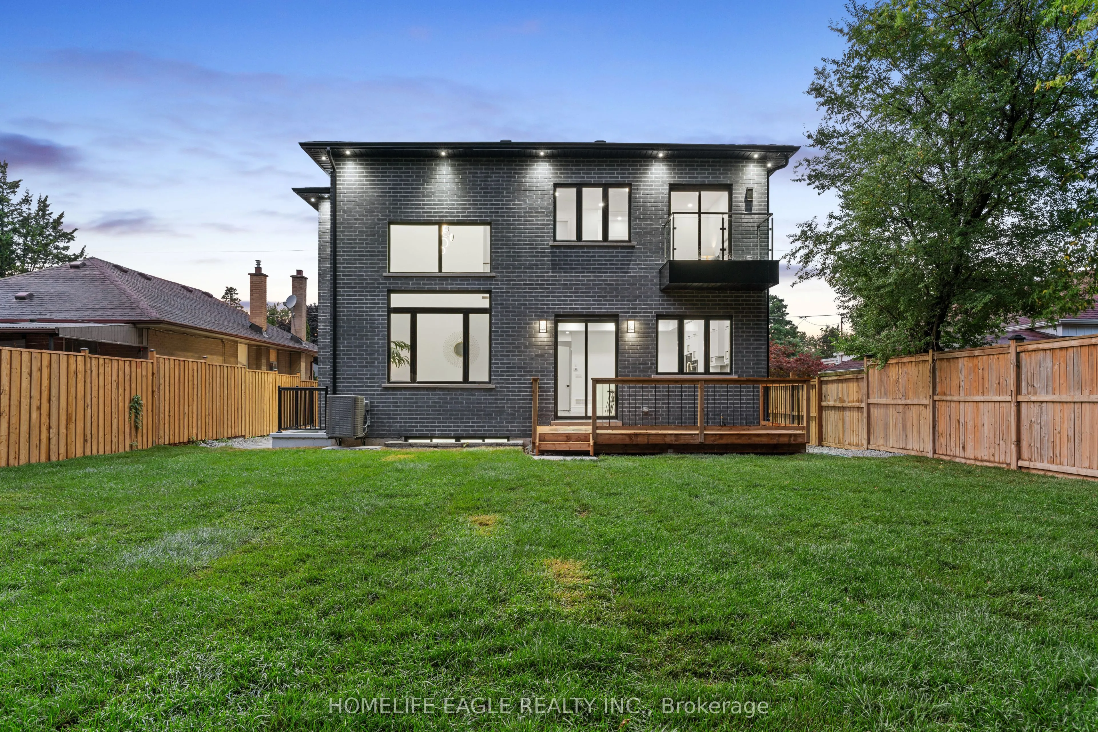 11 Glen Muir Drive
