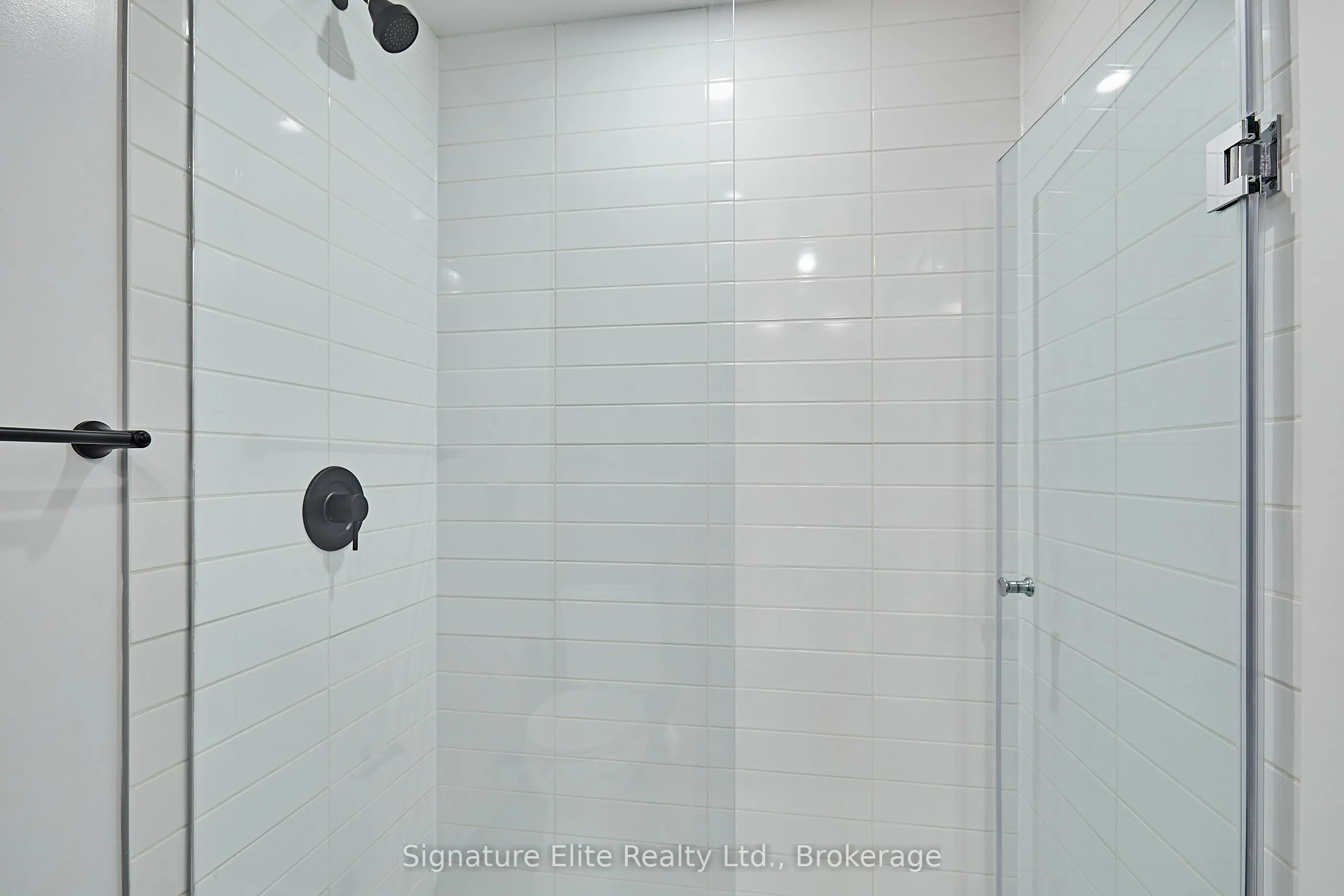 109 Booth Avenue, #3