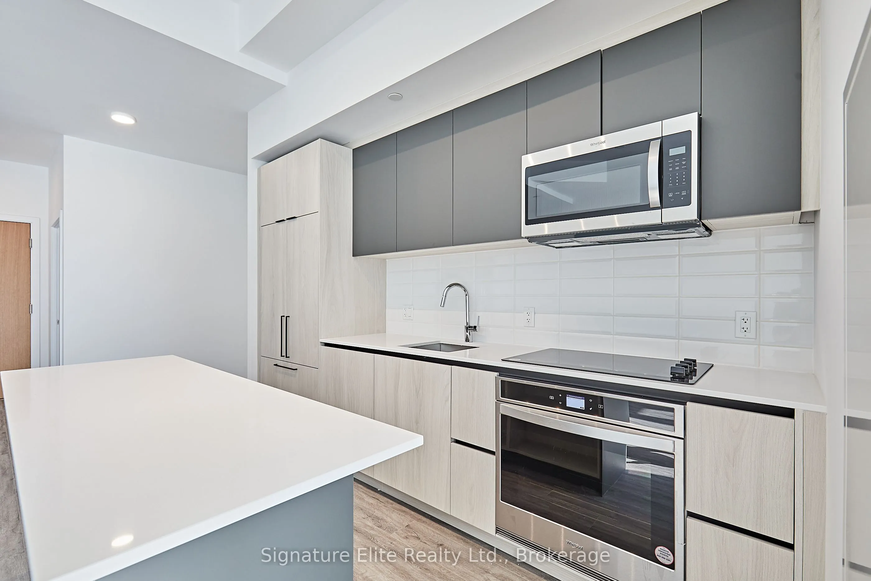 109 Booth Avenue, #3