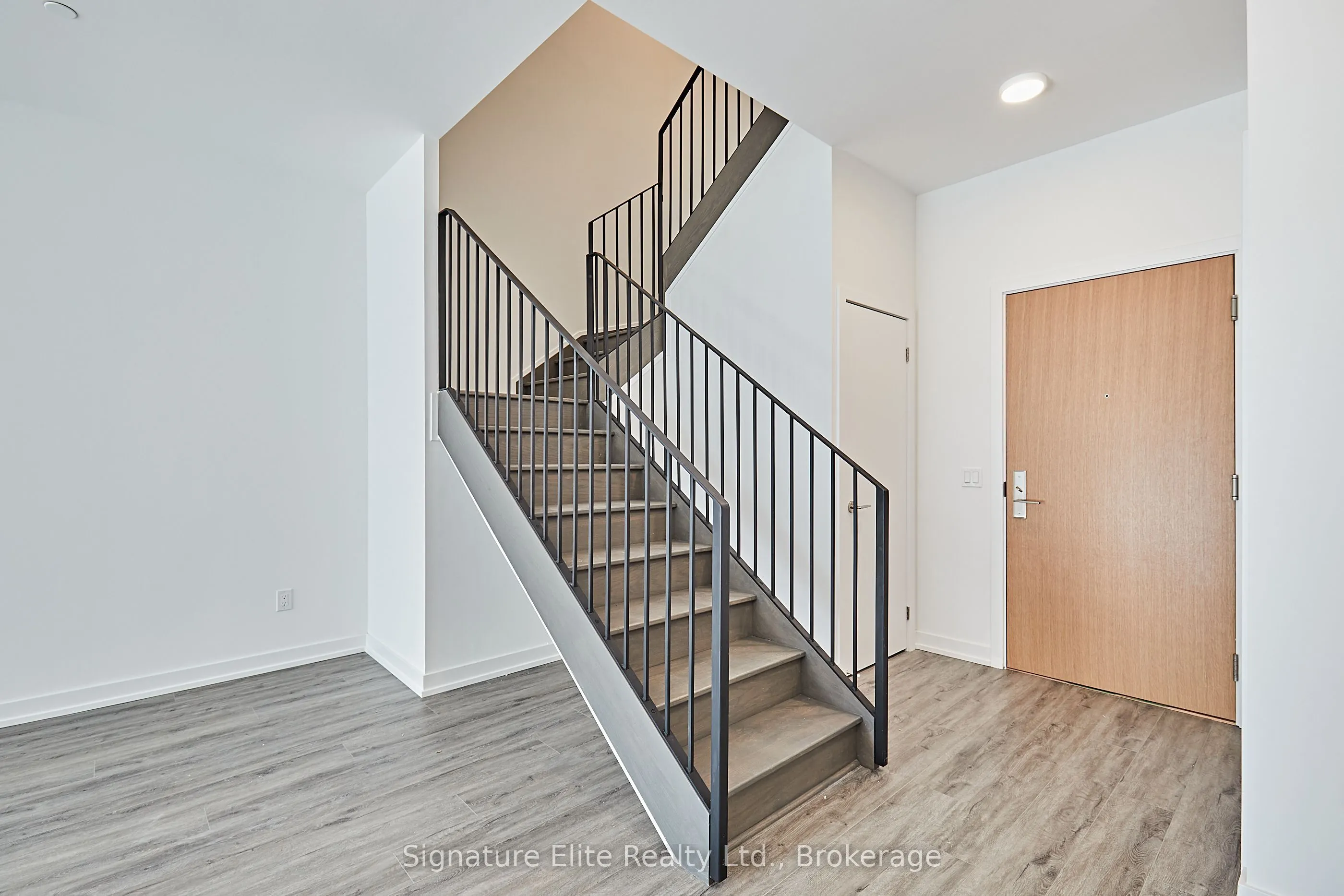 109 Booth Avenue, #3