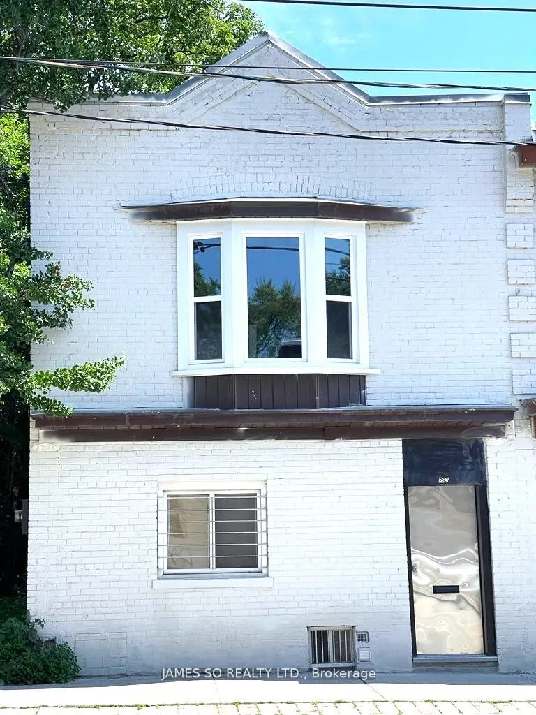 293 Broadview Avenue, #2nd Floor