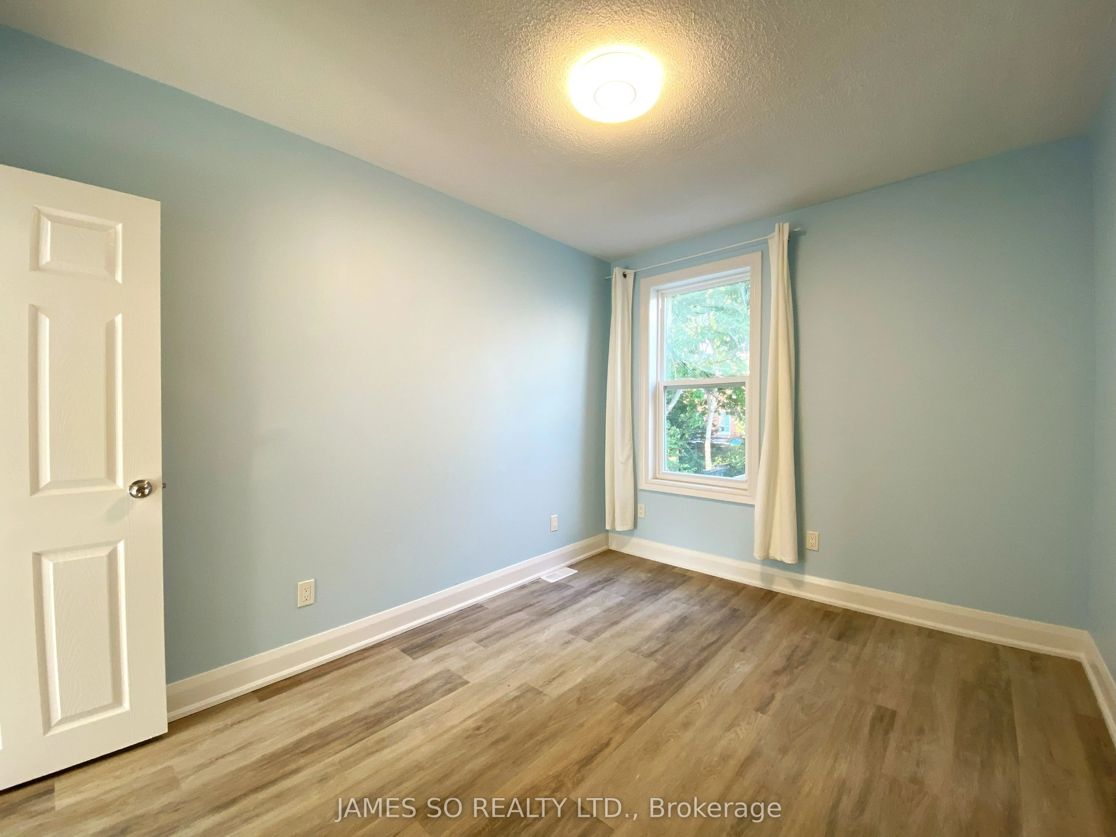 293 Broadview Avenue, #2nd Floor