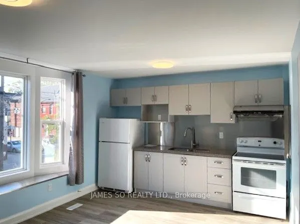 293 Broadview Avenue, #2nd Floor