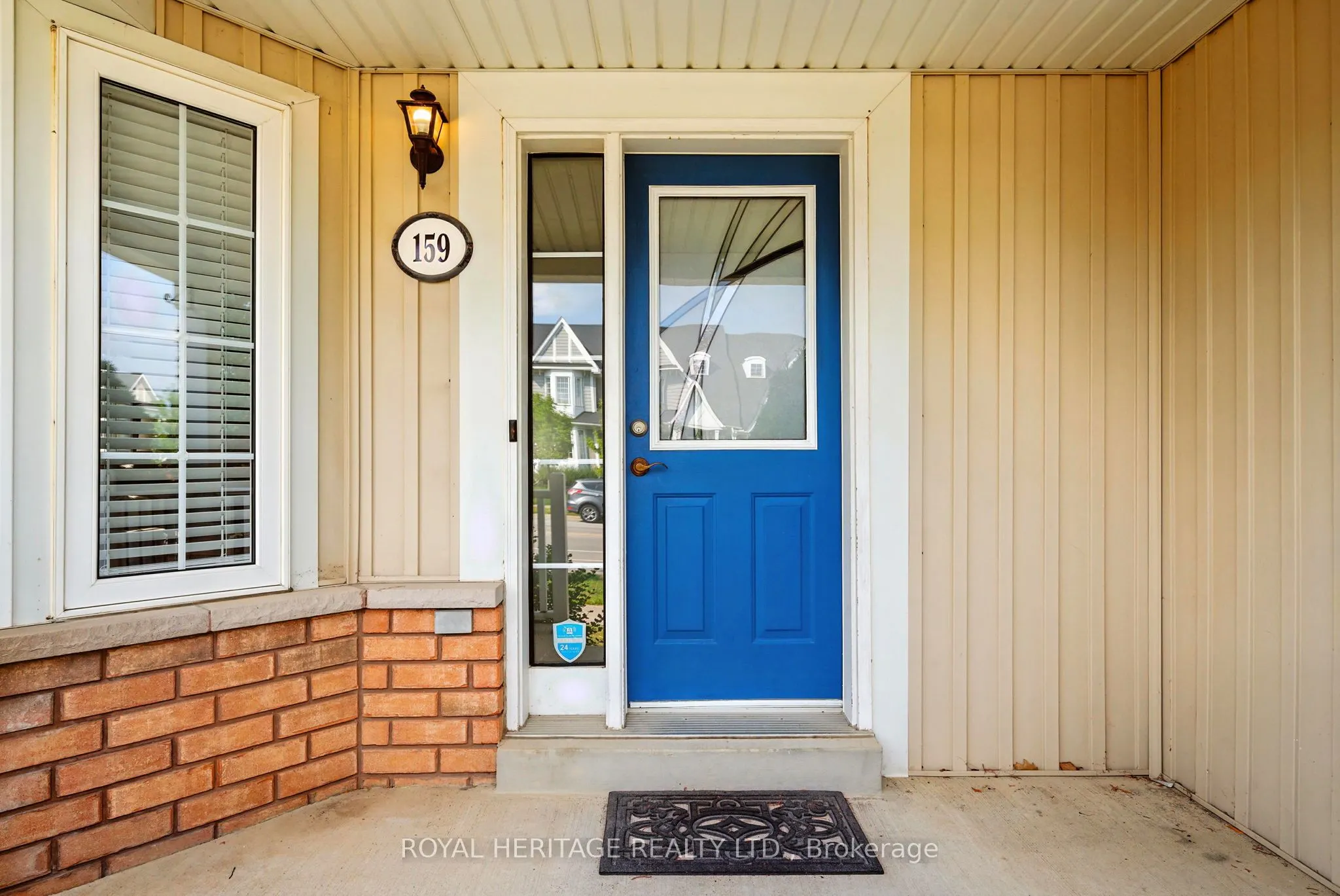 159 Carnwith Drive E