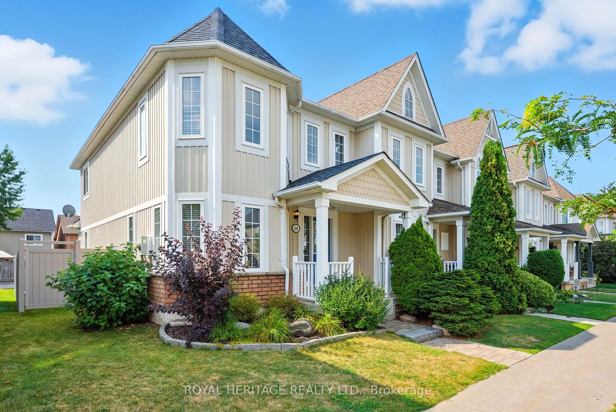 159 Carnwith Drive E