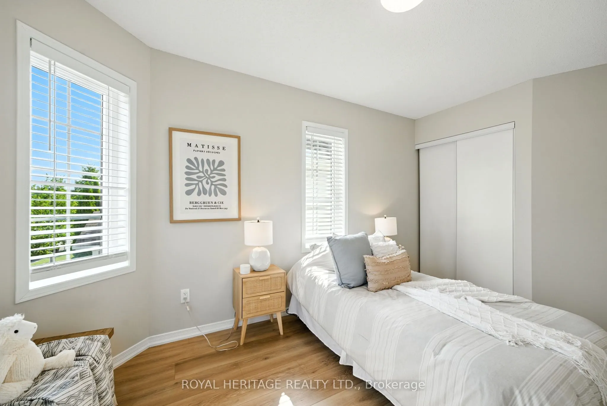 159 Carnwith Drive E