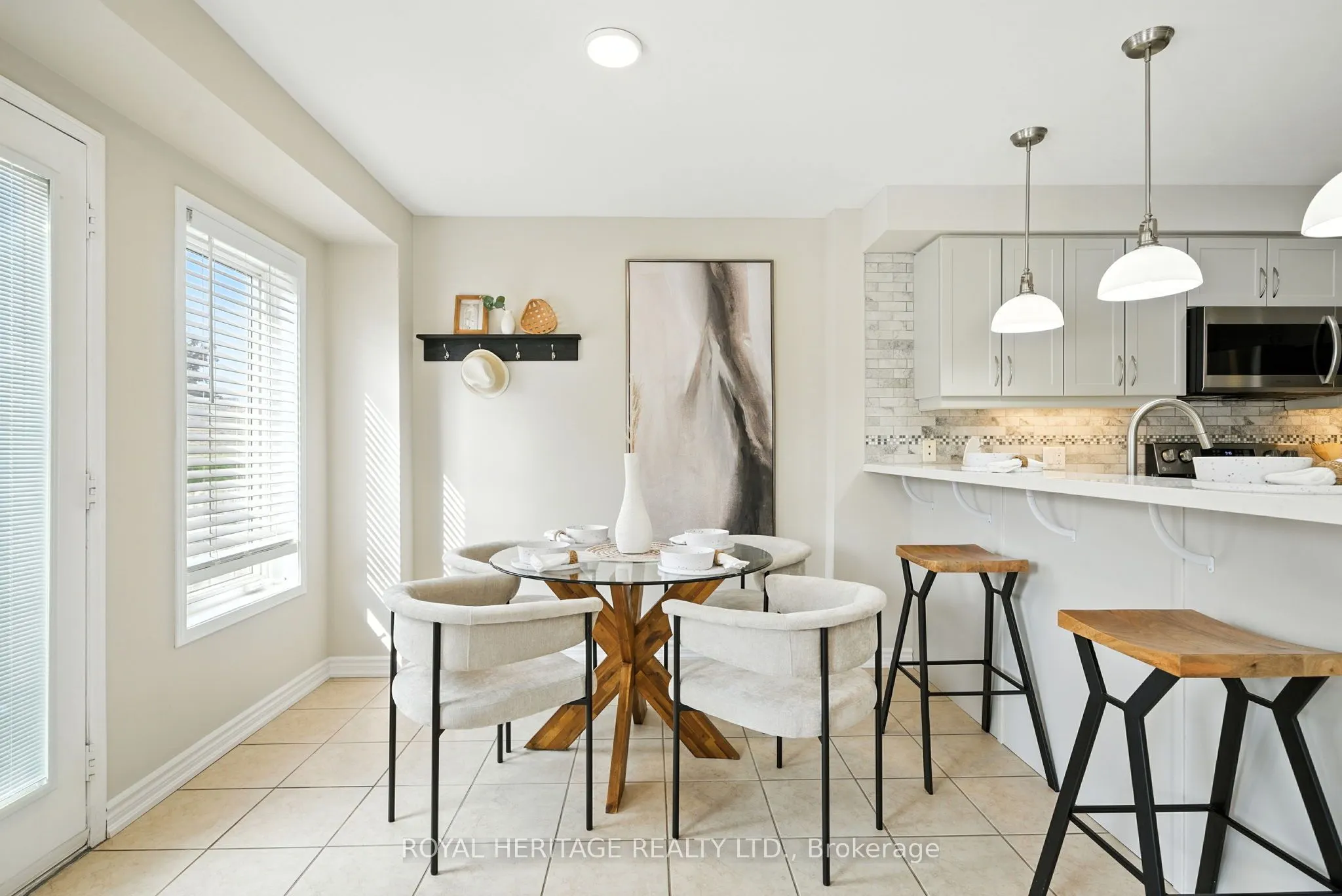 159 Carnwith Drive E