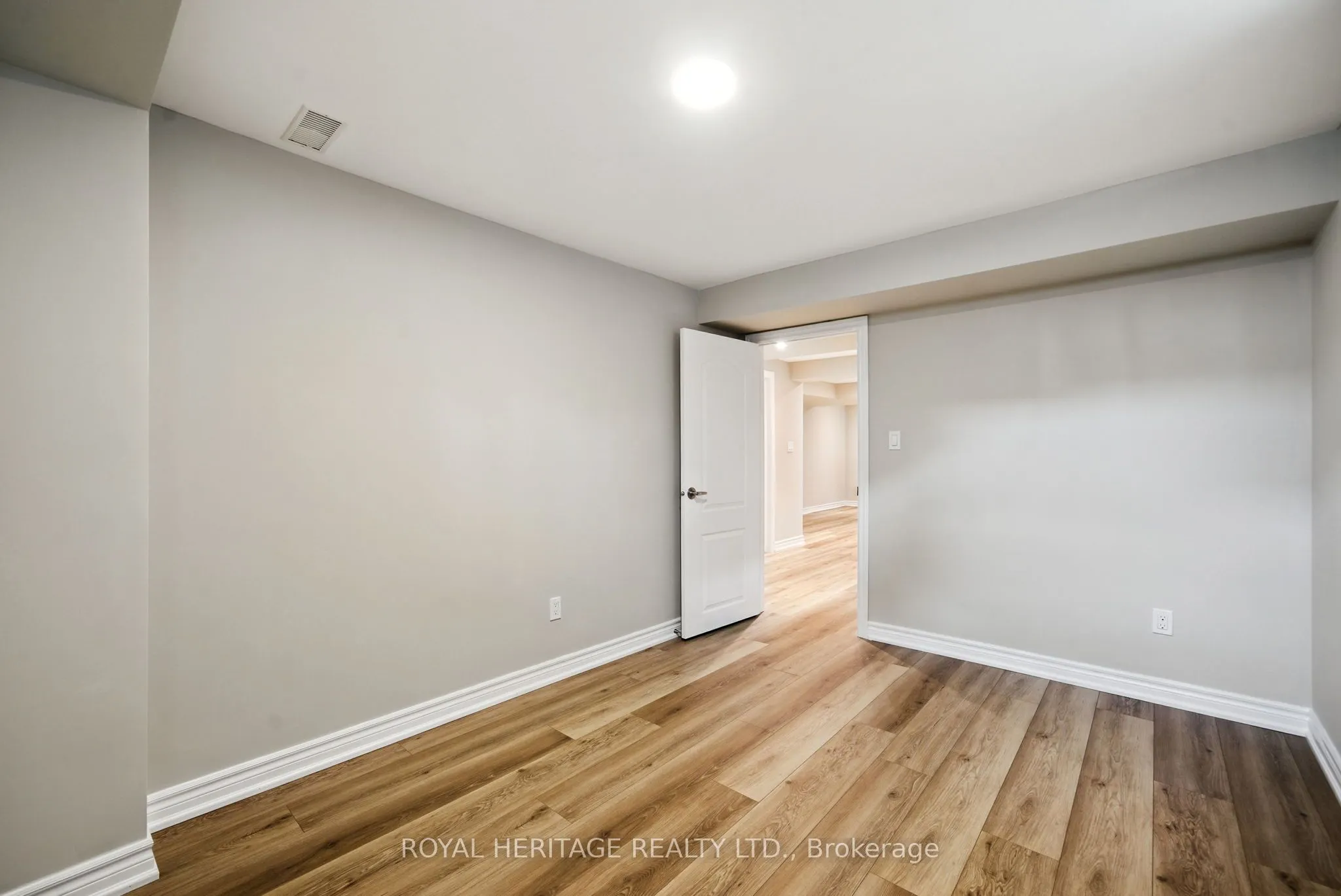 159 Carnwith Drive E