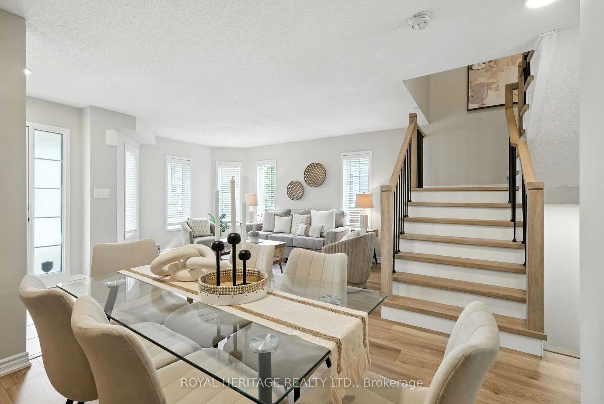 159 Carnwith Drive E