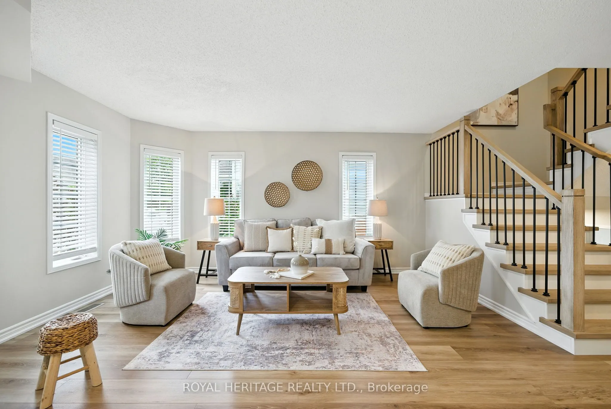 159 Carnwith Drive E