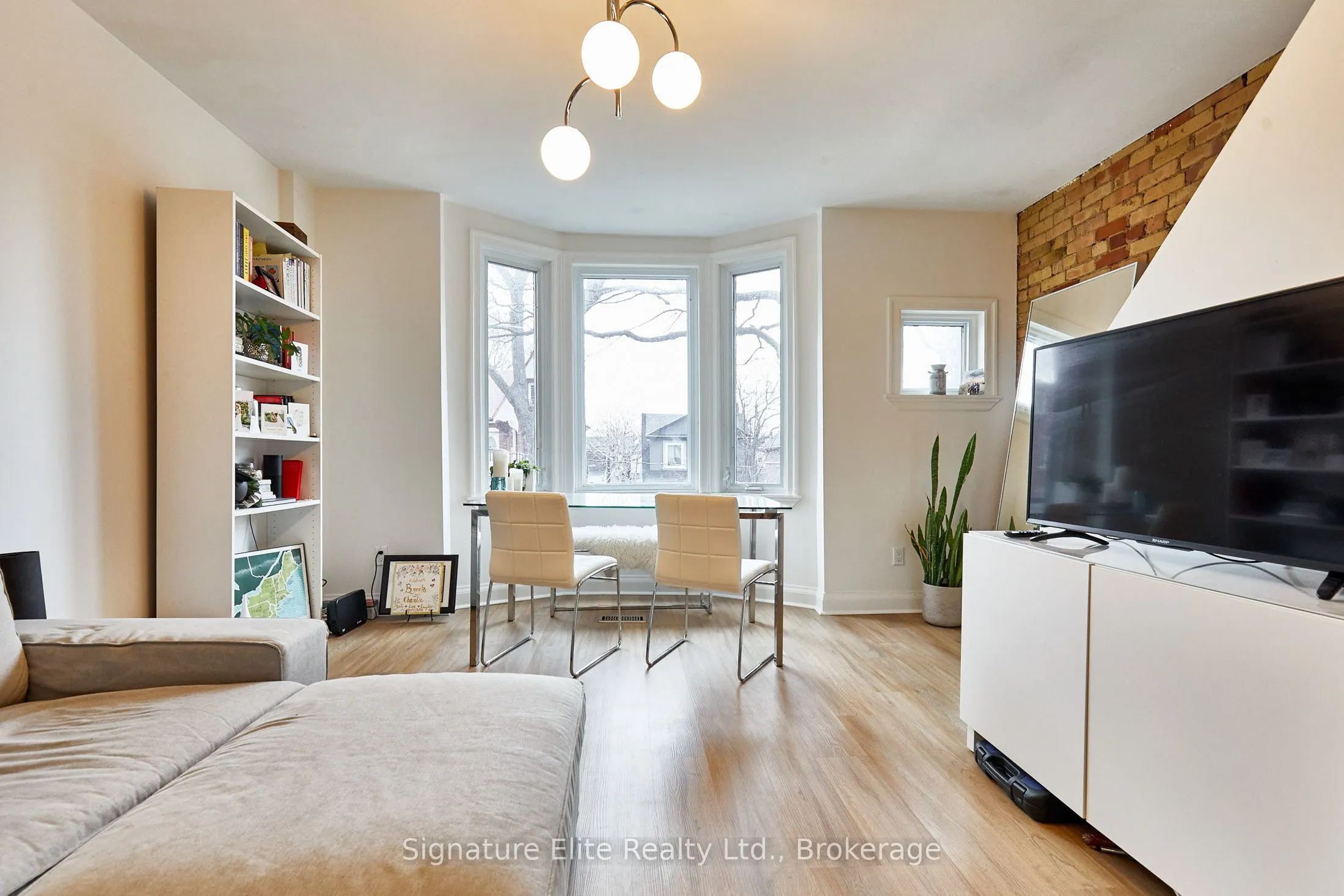 200 Heward Avenue, #Upper
