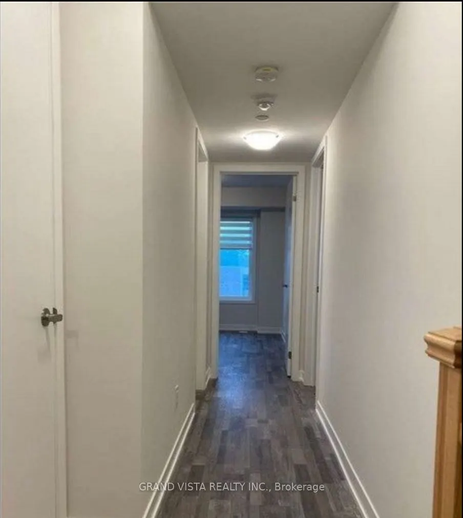 1460 Whites Road N, #109