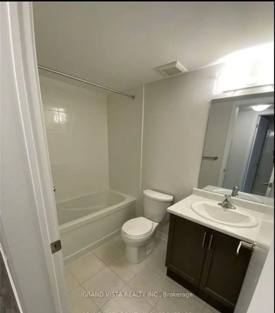 1460 Whites Road N, #109