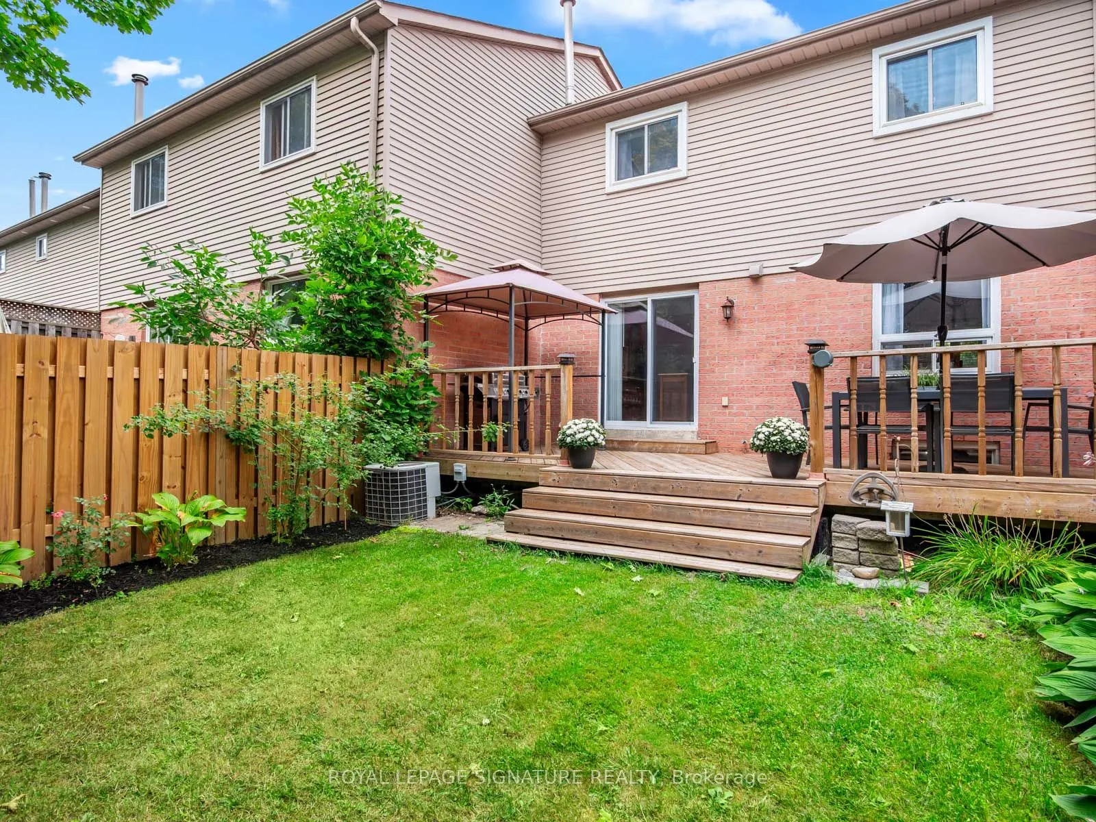 13 Hillhurst Crescent