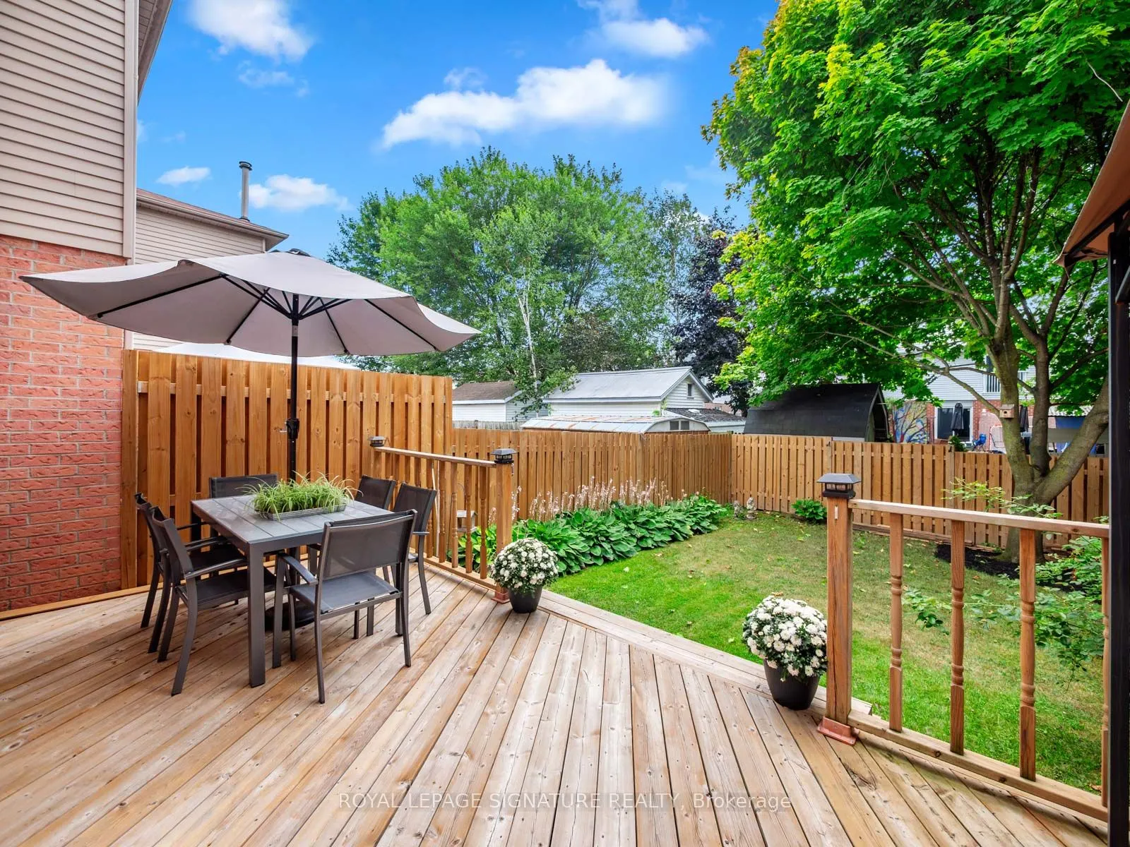 13 Hillhurst Crescent