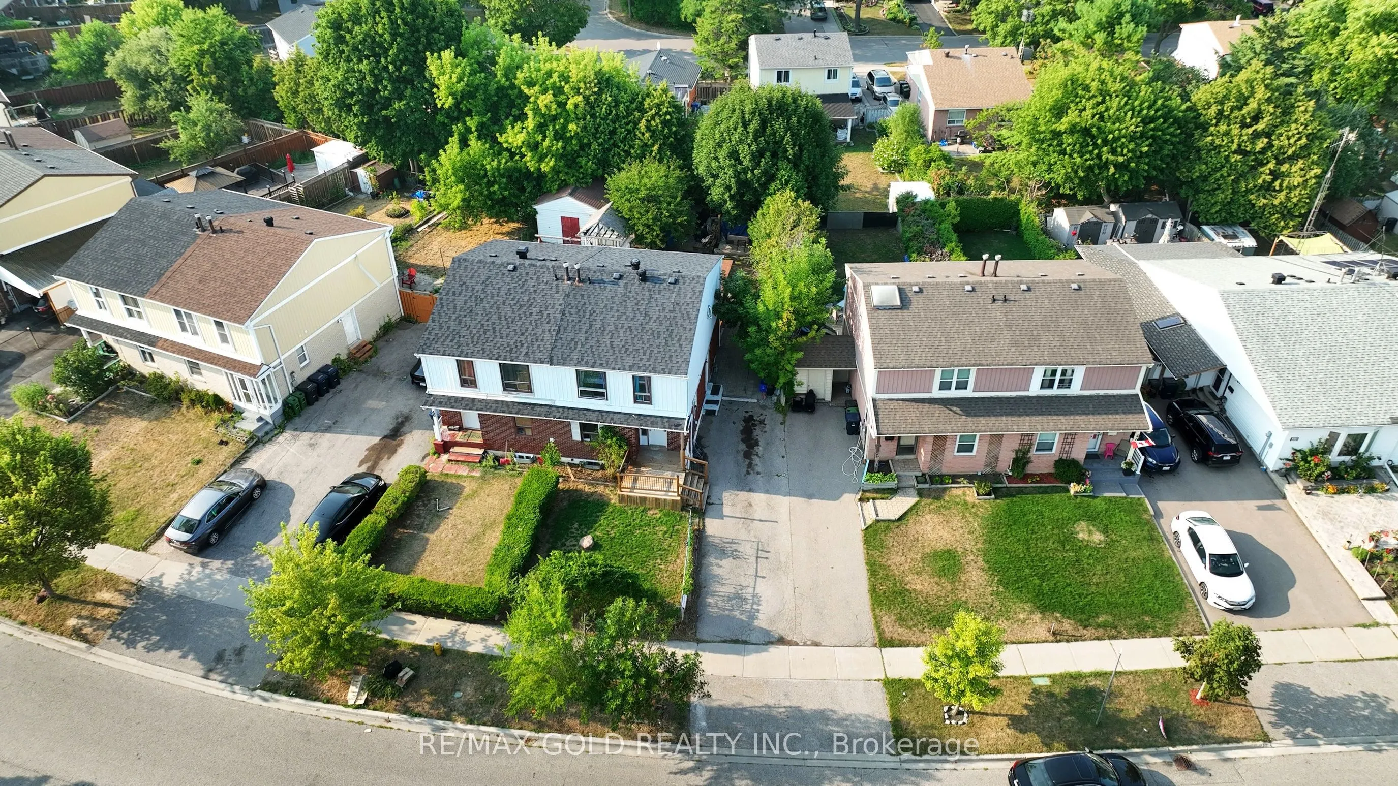 42 Murison Boulevard
