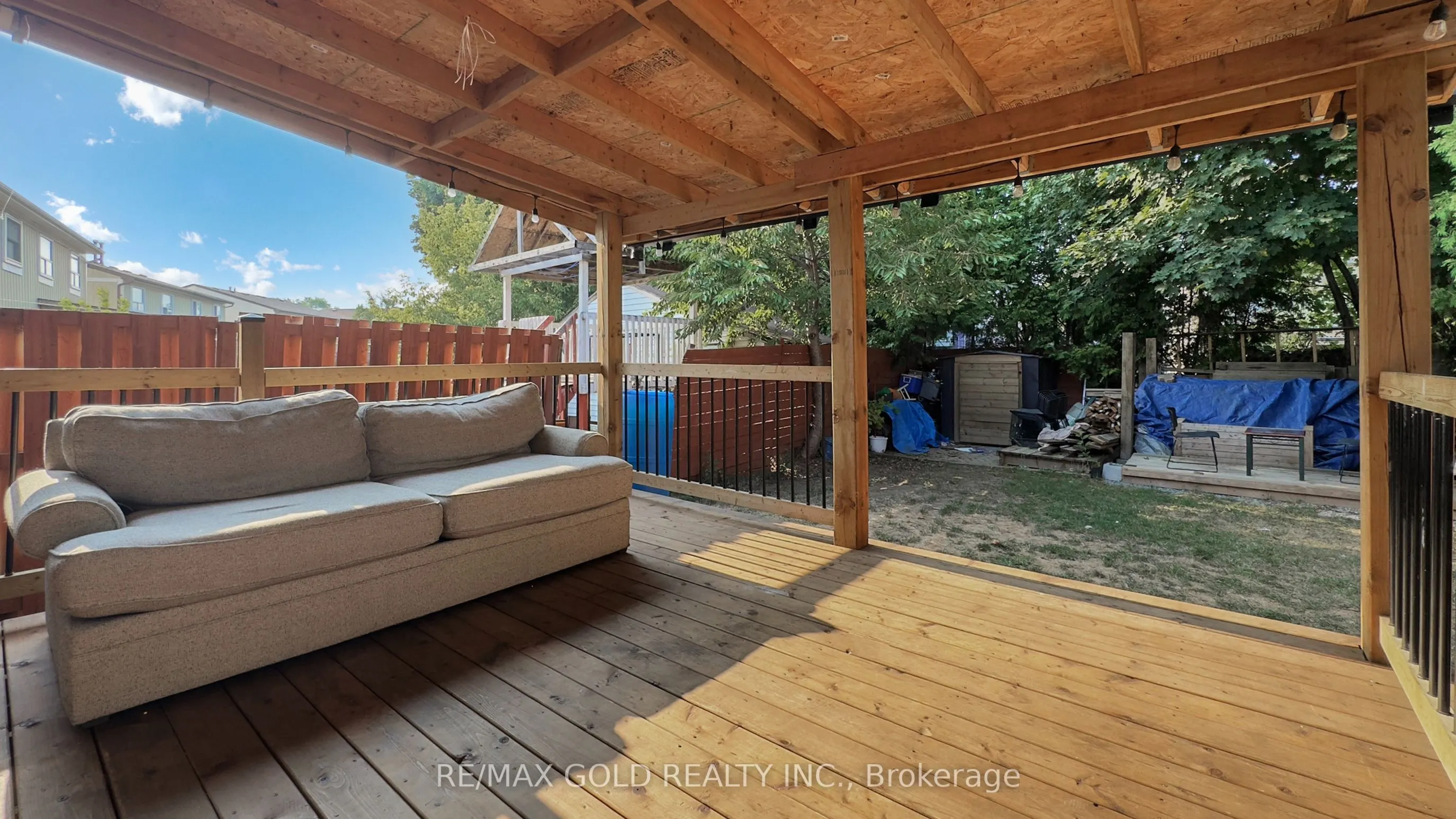 42 Murison Boulevard