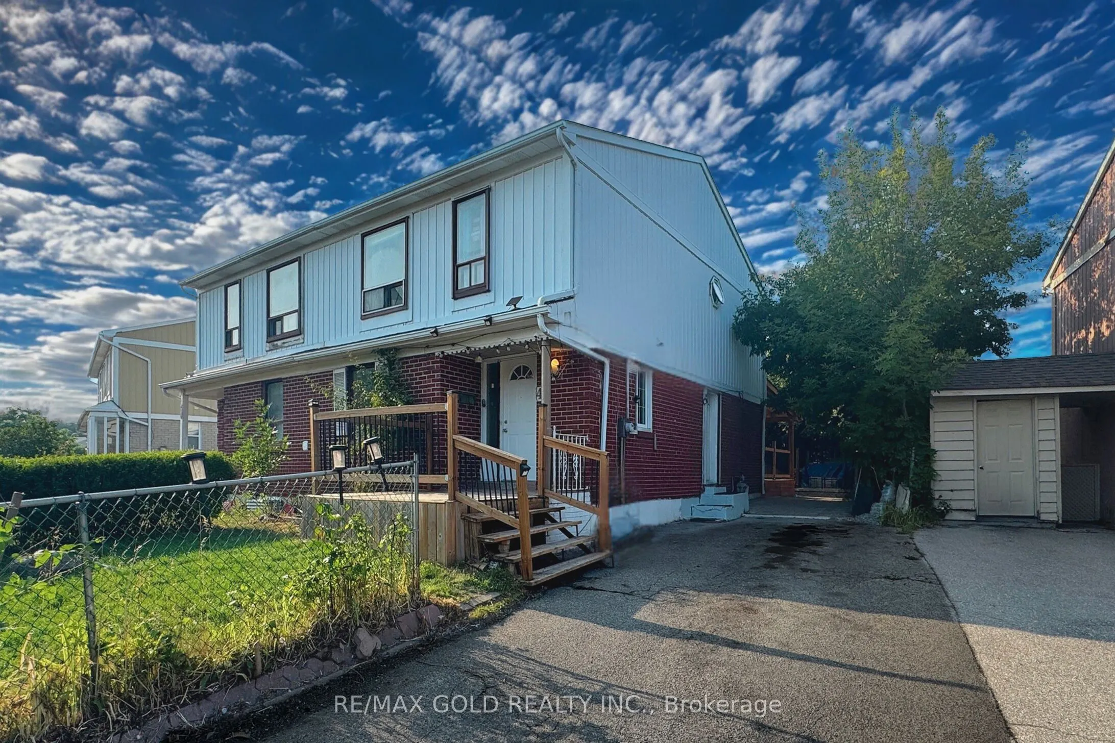 42 Murison Boulevard