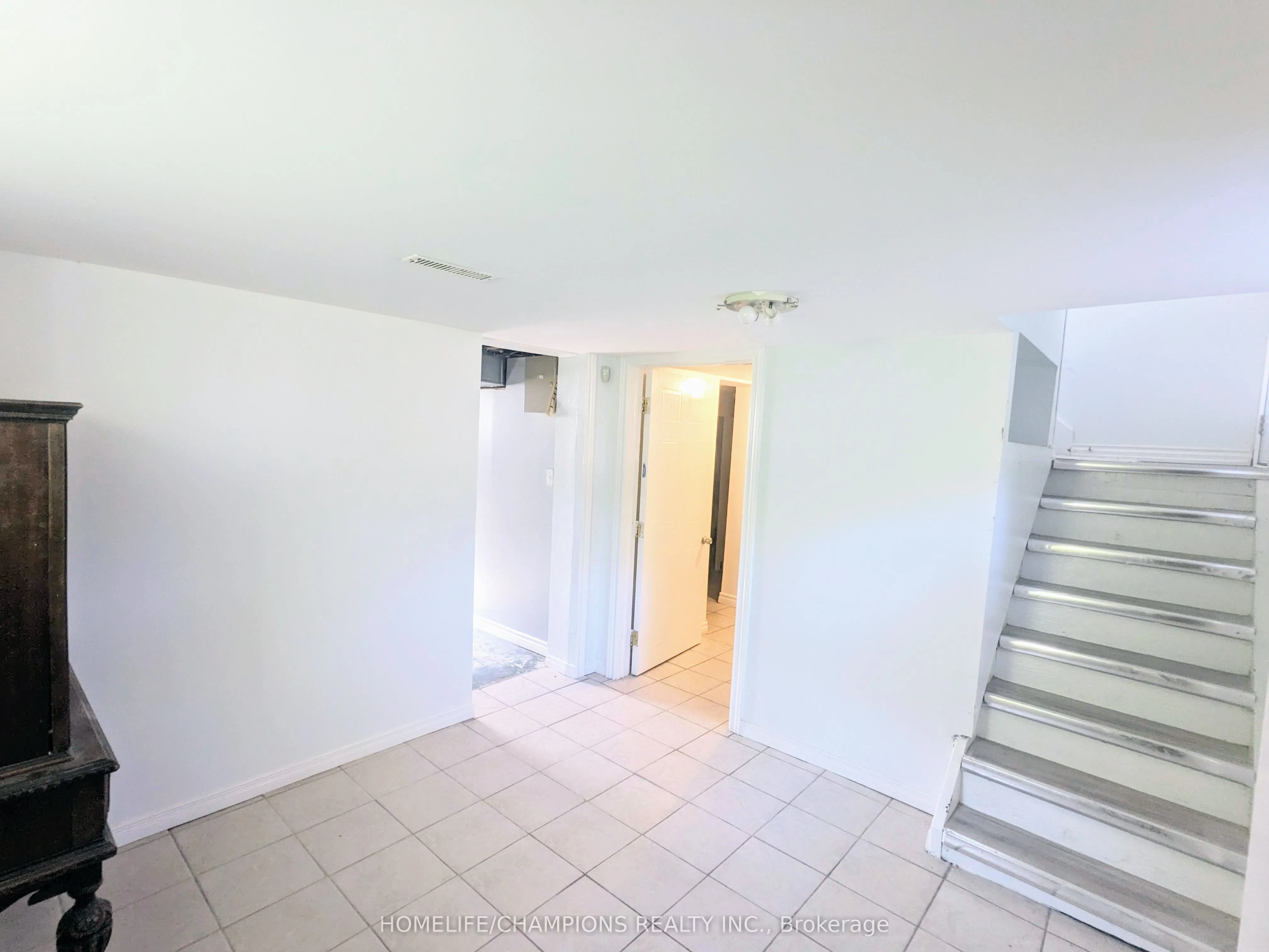 55 Central Park Boulevard N