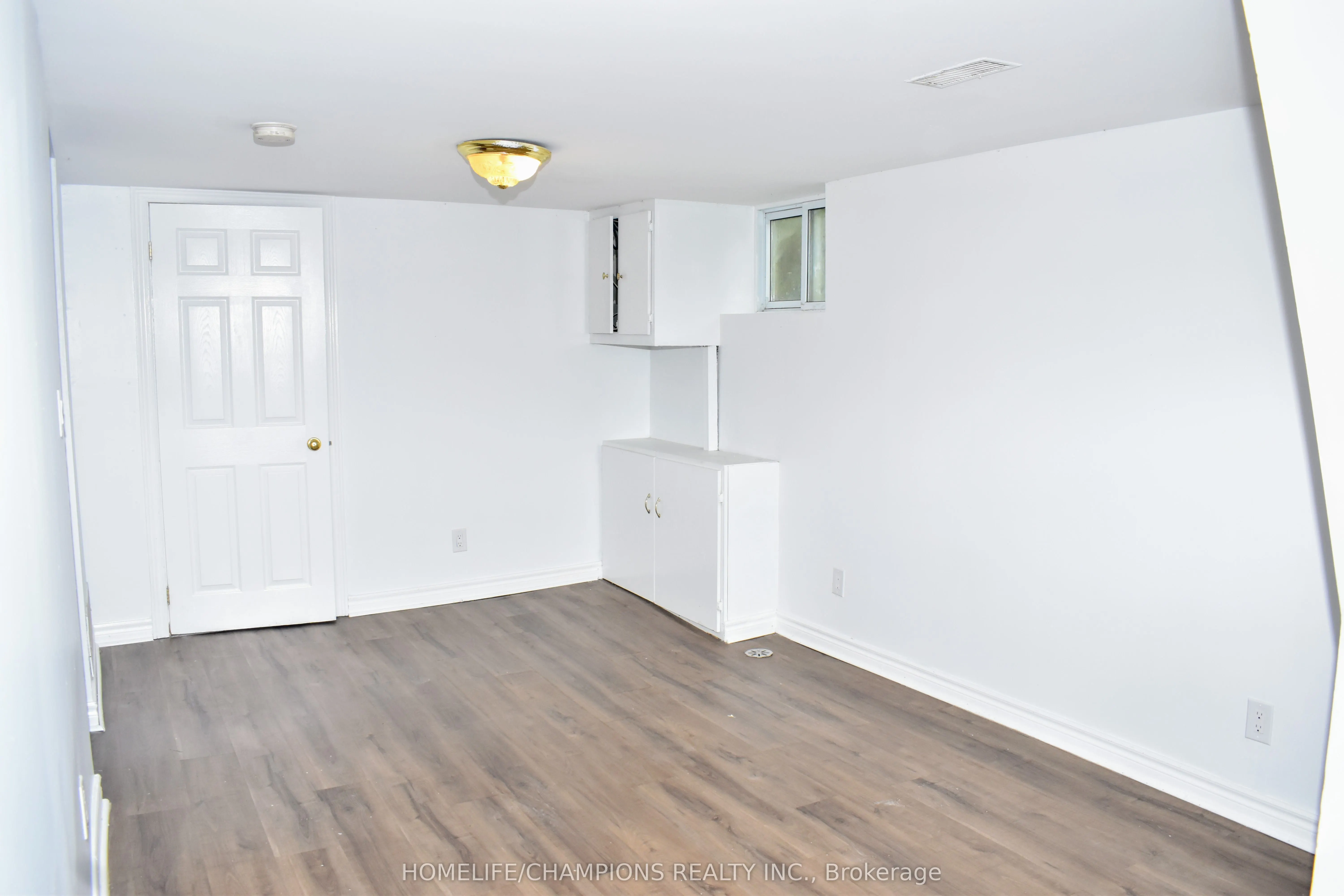 55 Central Park Boulevard N