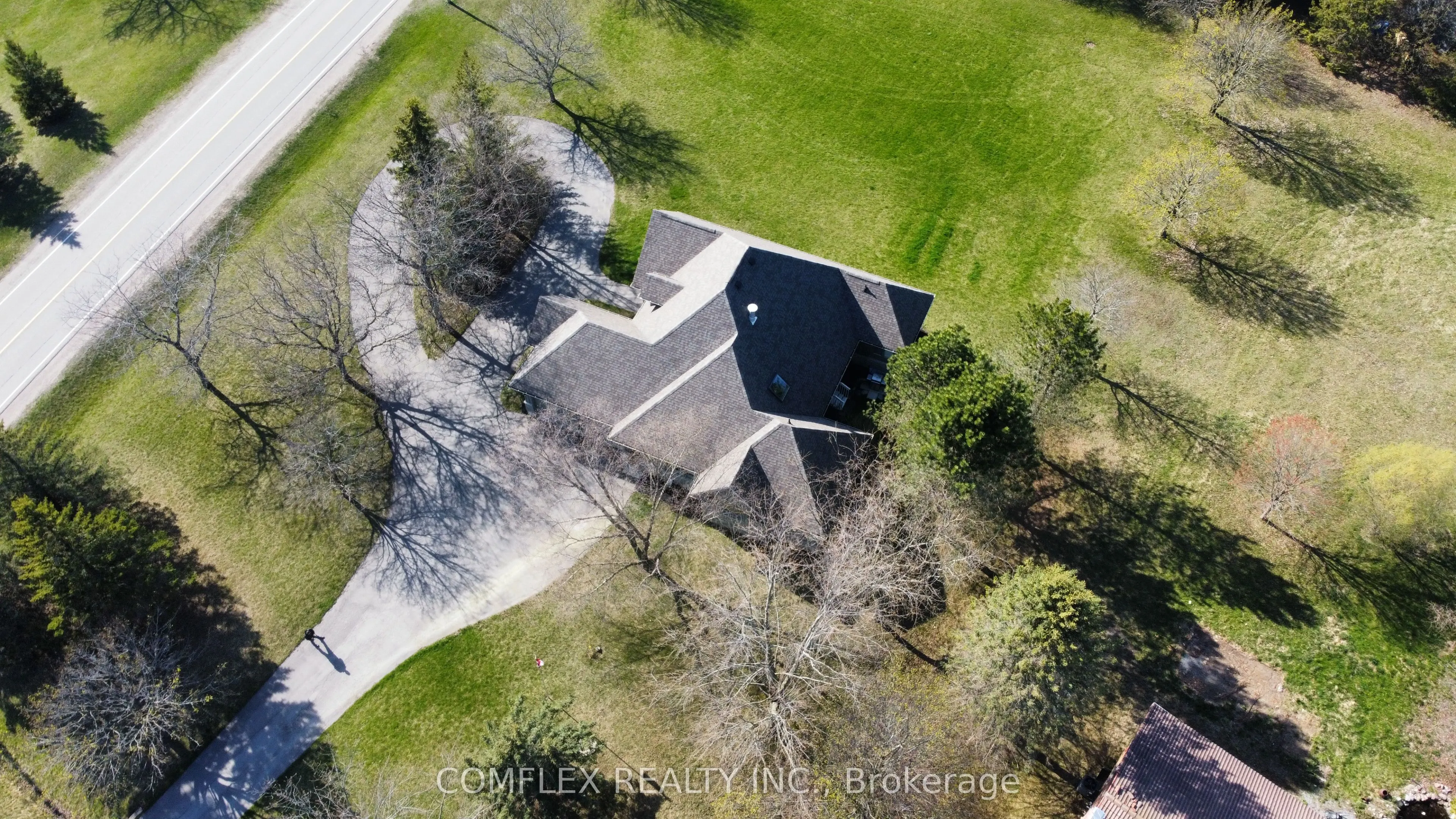2 TAUNUS Court