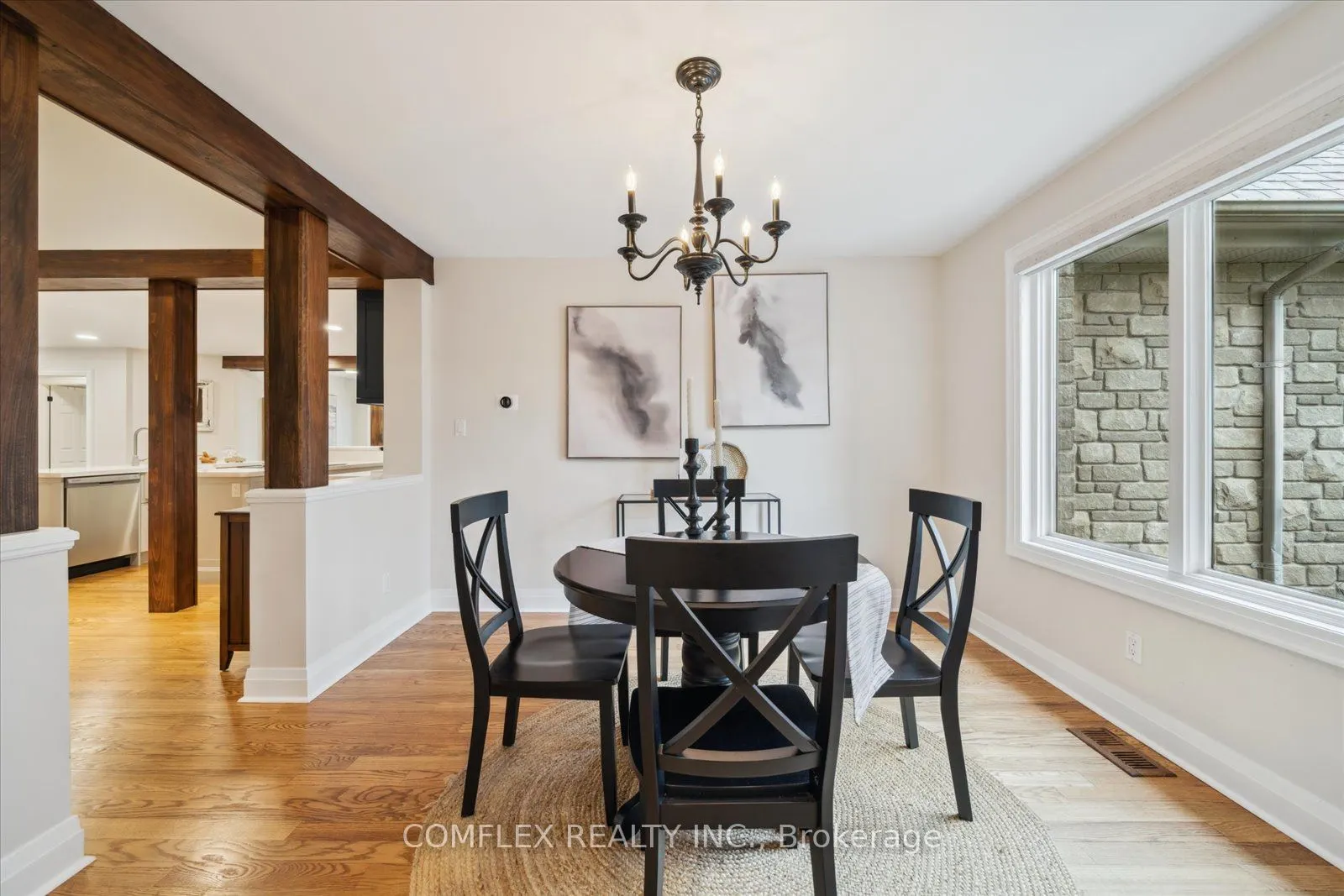 2 TAUNUS Court