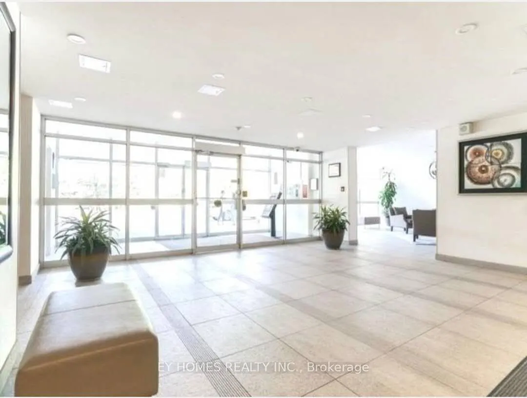 120 Dundalk Drive, #606